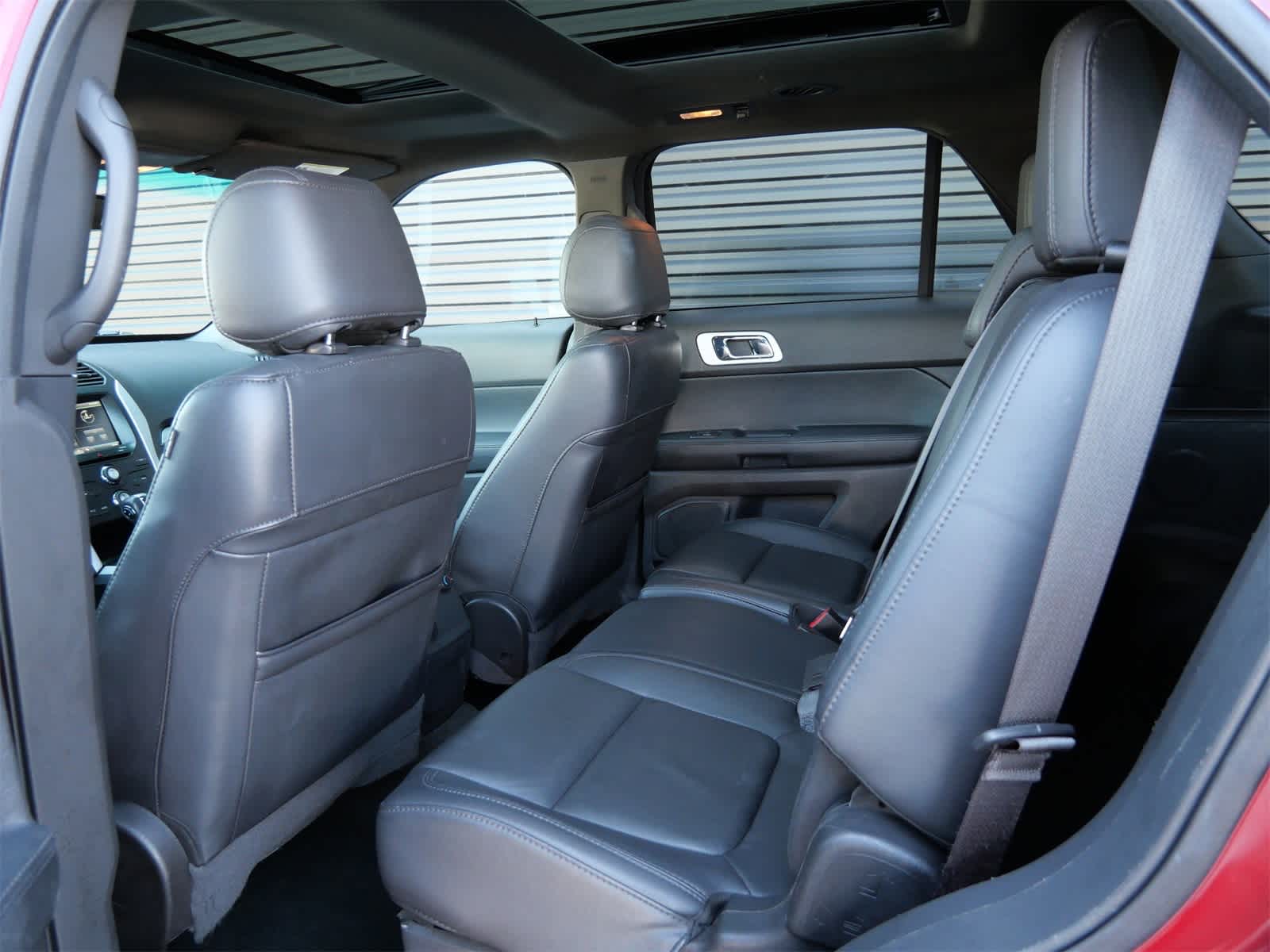 Thumbnail: 2015 Ford Explorer - 11