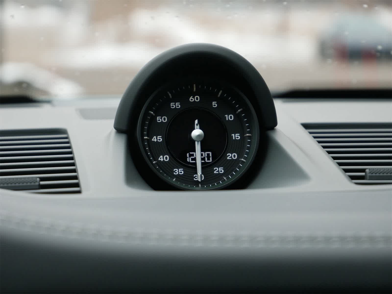 Thumbnail: 2026 Porsche 911 - 16