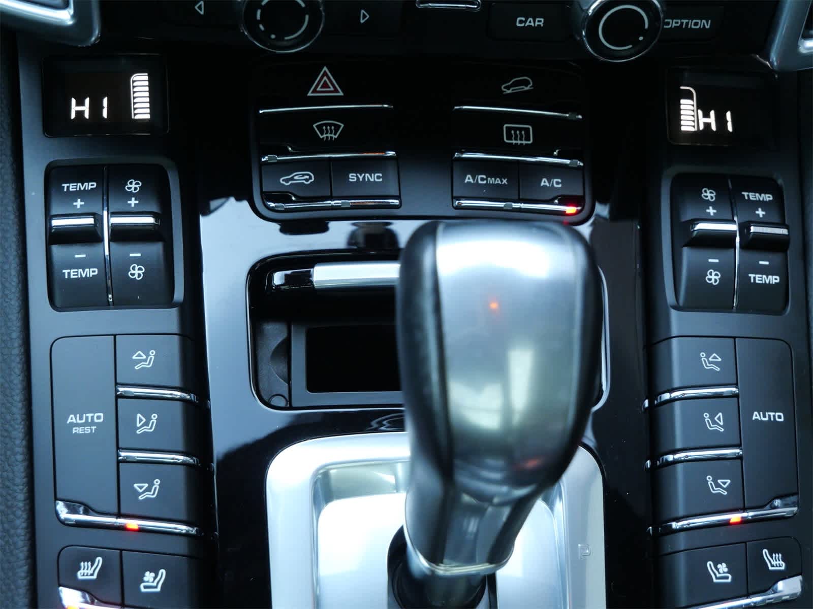 Thumbnail: 2014 Porsche Cayenne - 22