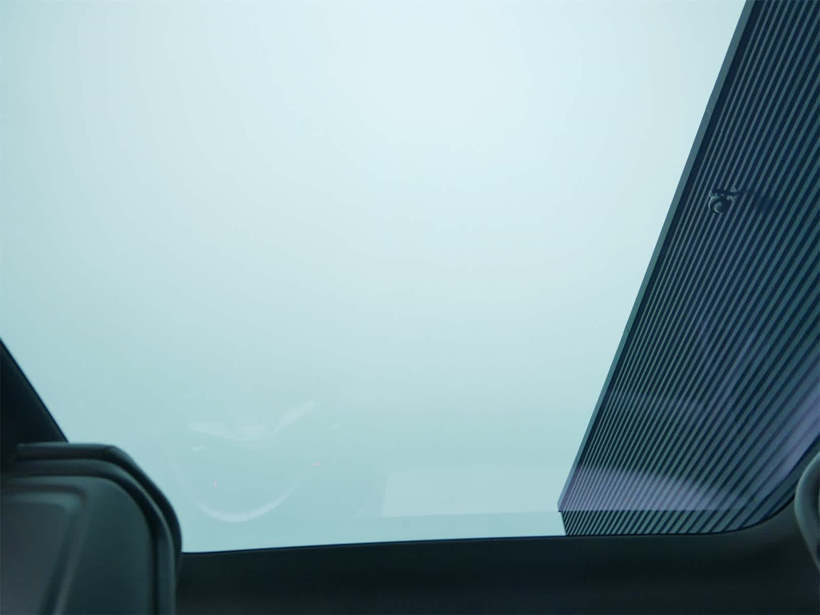 Thumbnail: 2021 Porsche Taycan - 15