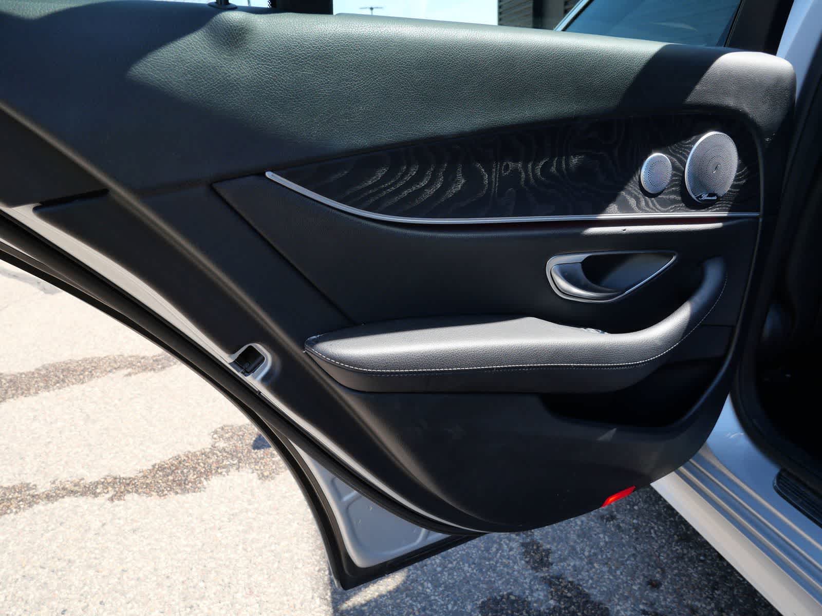 Thumbnail: 2017 Mercedes-Benz E-Class - 11