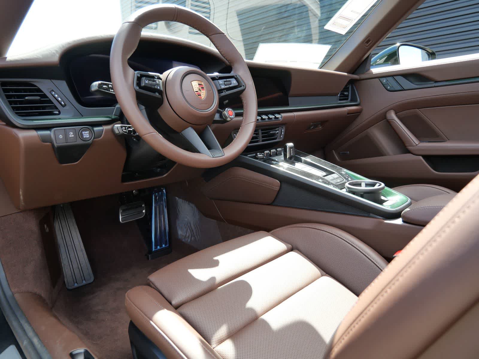 Thumbnail: 2026 Porsche 911 - 4