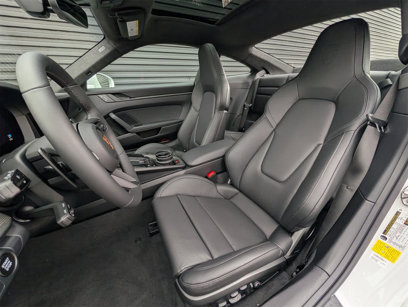 Thumbnail: 2026 Porsche 911 - 5