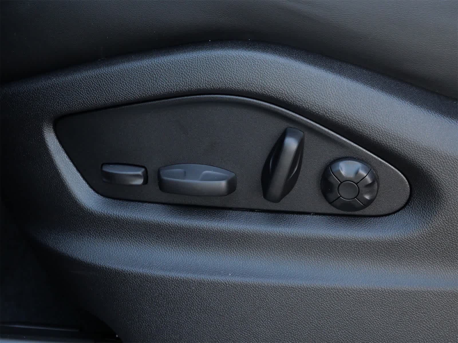 Thumbnail: 2026 Porsche Cayenne - 13