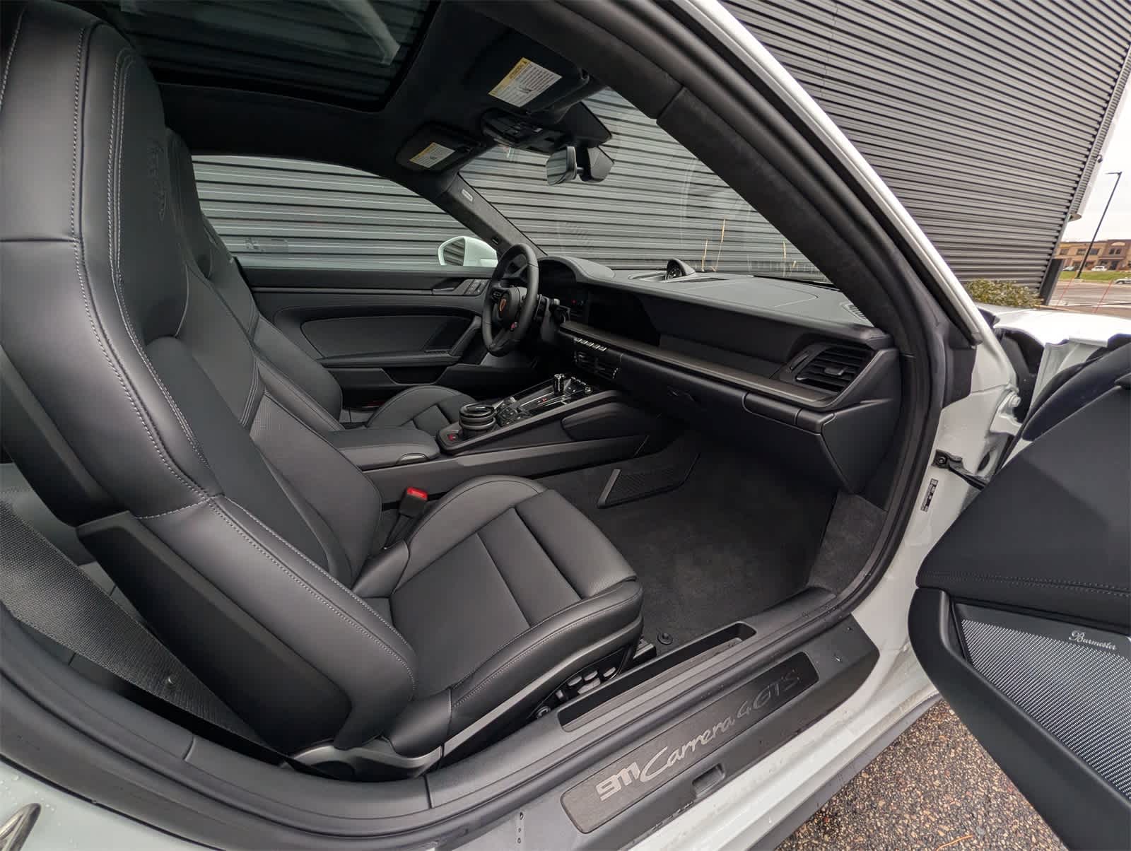 Thumbnail: 2026 Porsche 911 - 23