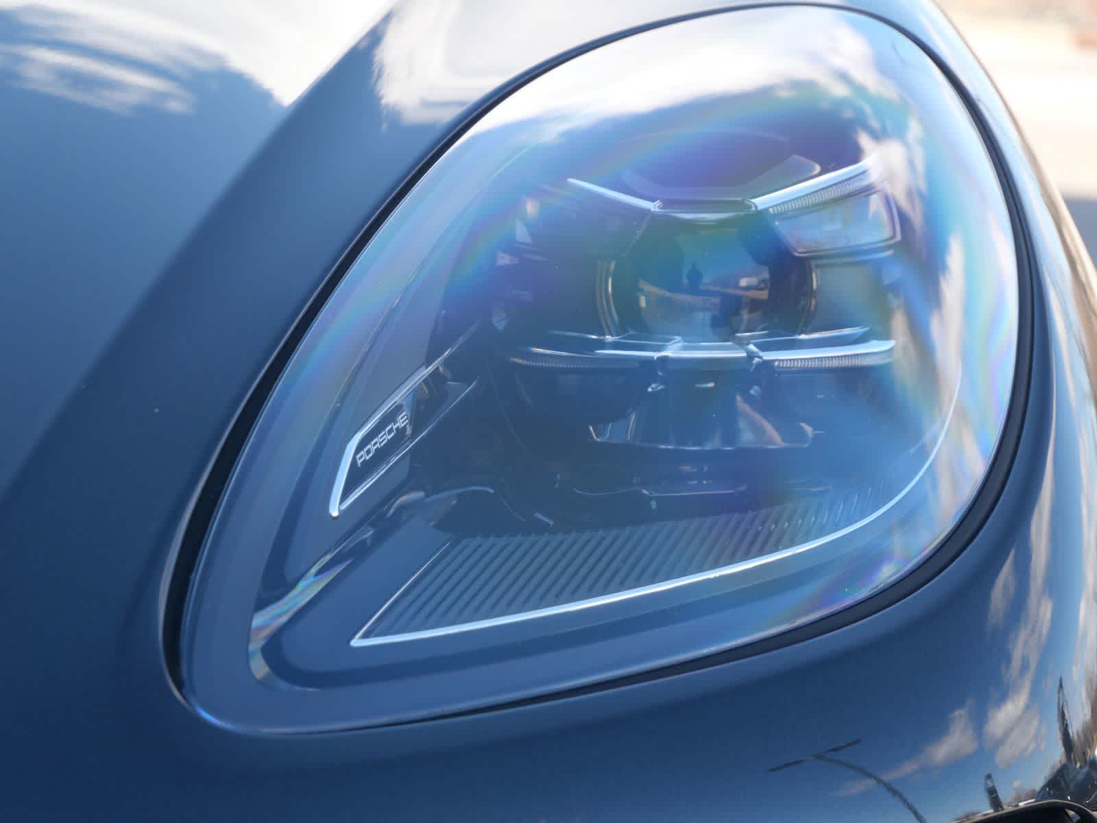 Thumbnail: 2023 Porsche Macan - 6