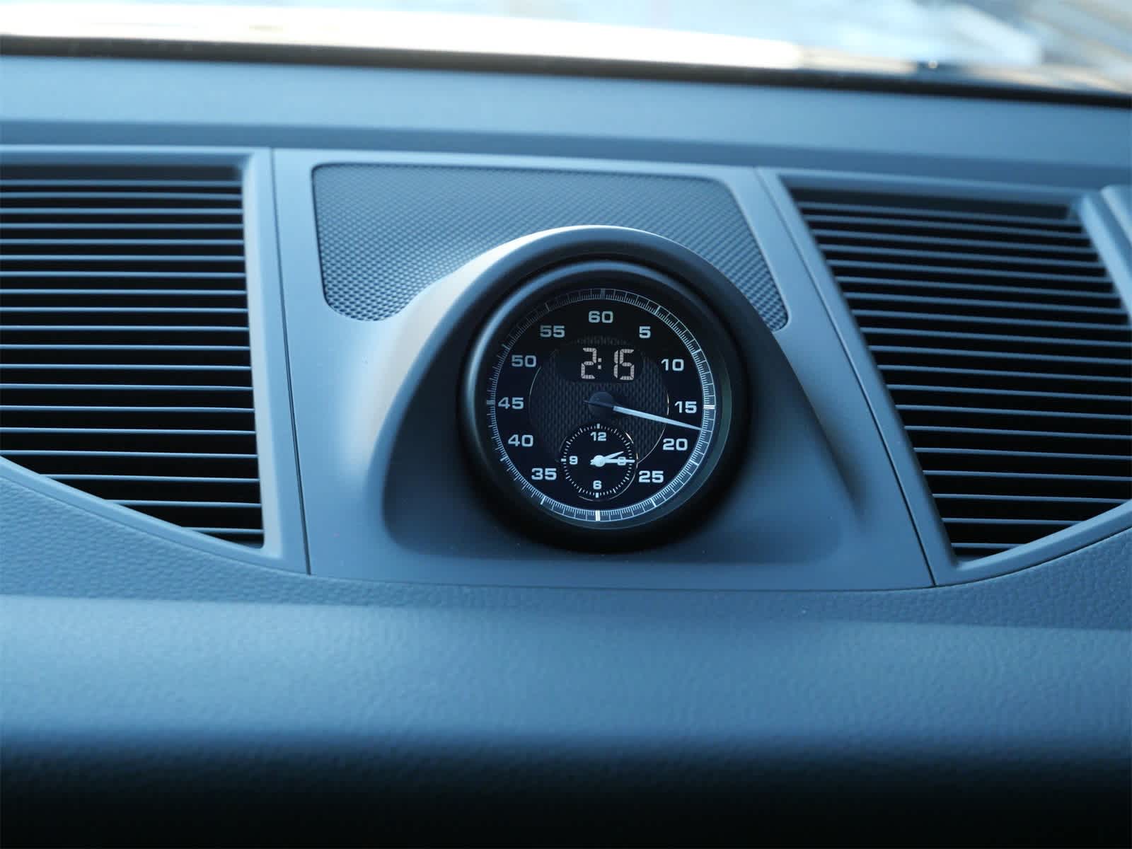 Thumbnail: 2026 Porsche Macan - 24