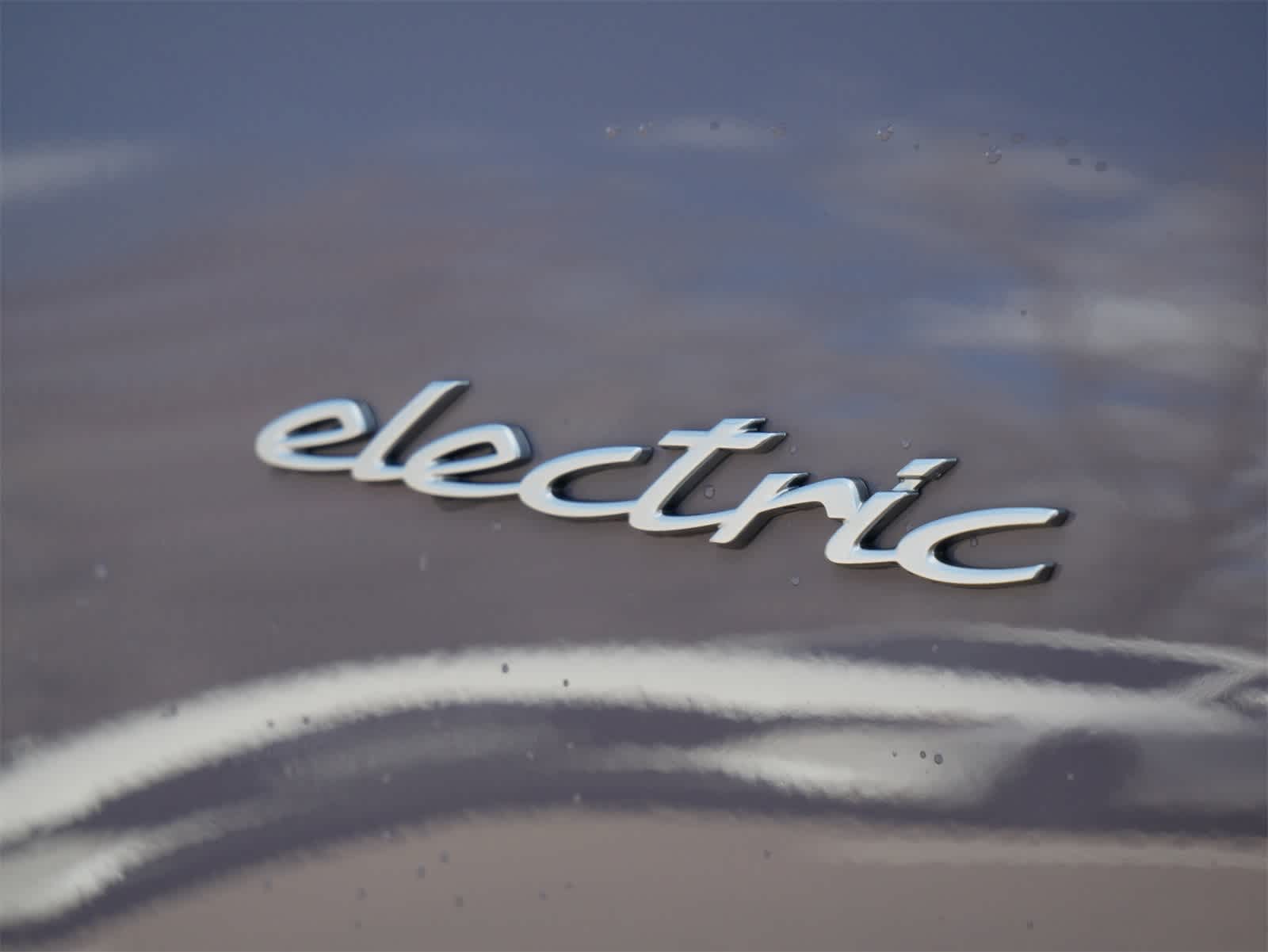 Thumbnail: 2025 Porsche Macan - 22