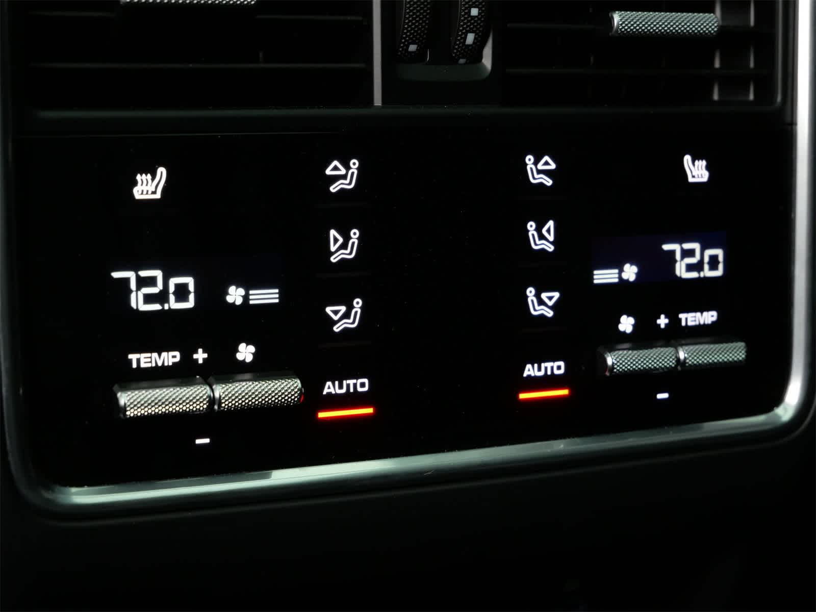 Thumbnail: 2022 Porsche Cayenne - 9