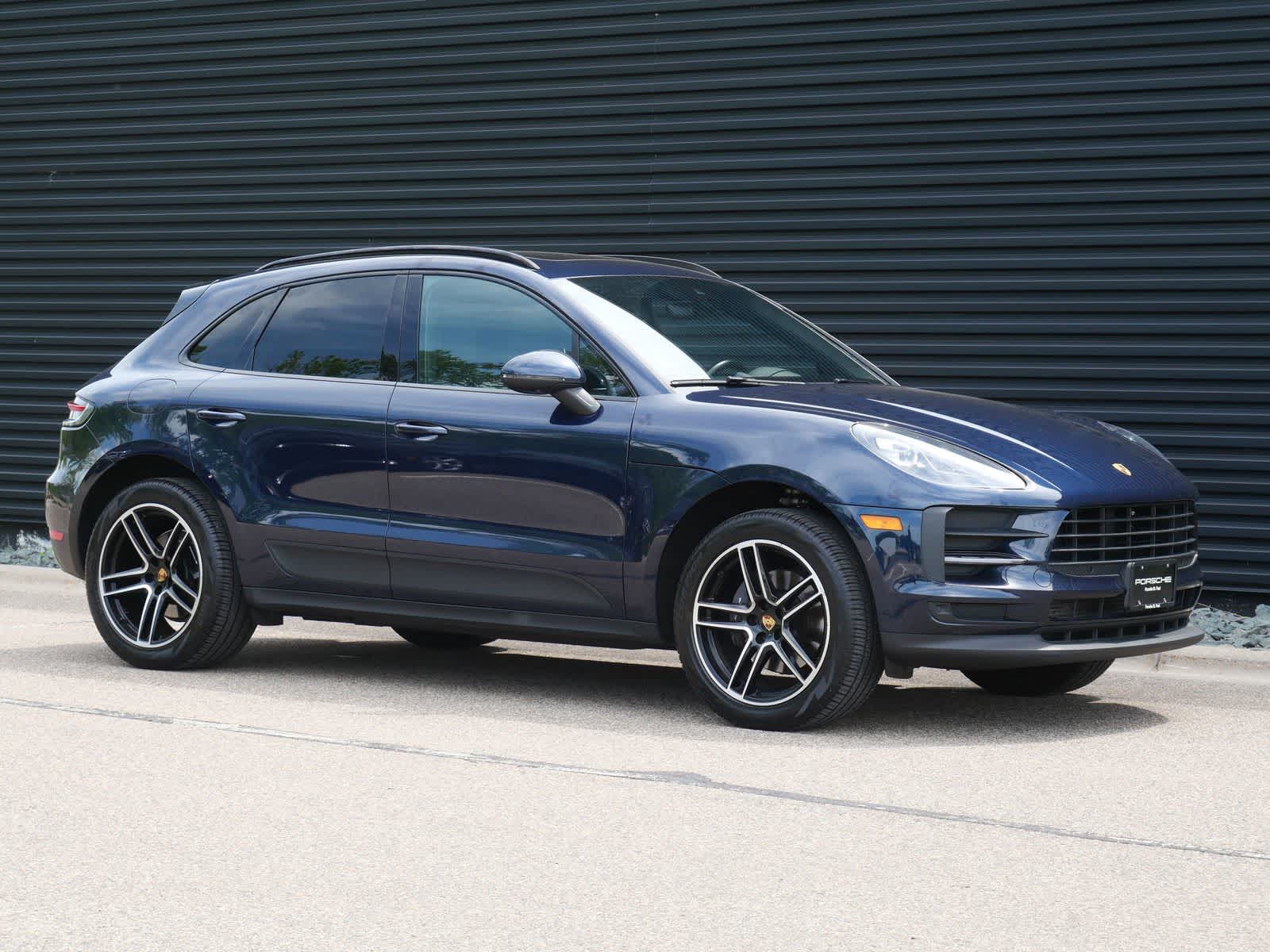 Thumbnail: 2020 Porsche Macan - 29