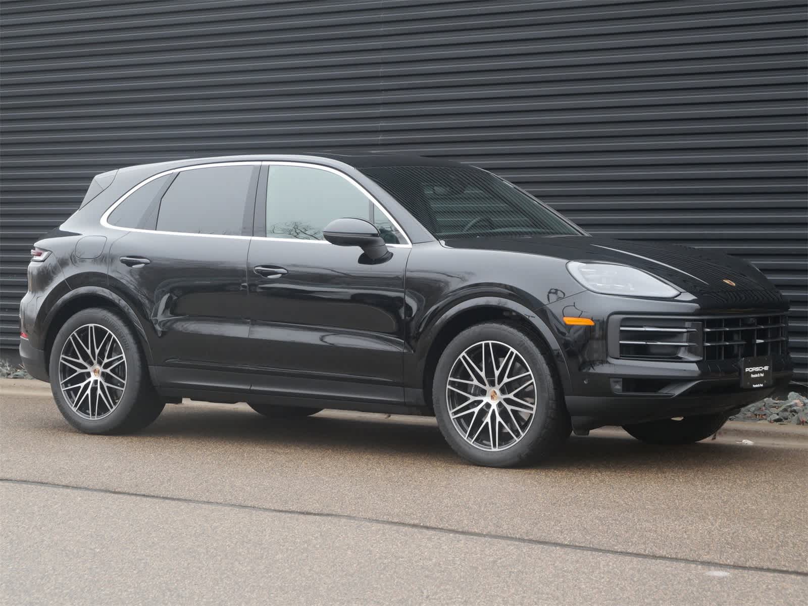 Thumbnail: 2025 Porsche Cayenne - 28