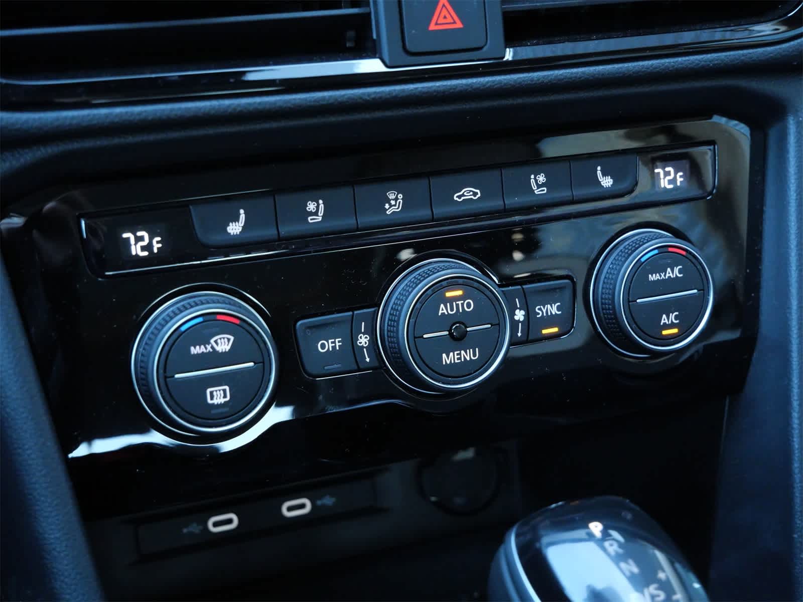 Thumbnail: 2023 Volkswagen Taos - 15