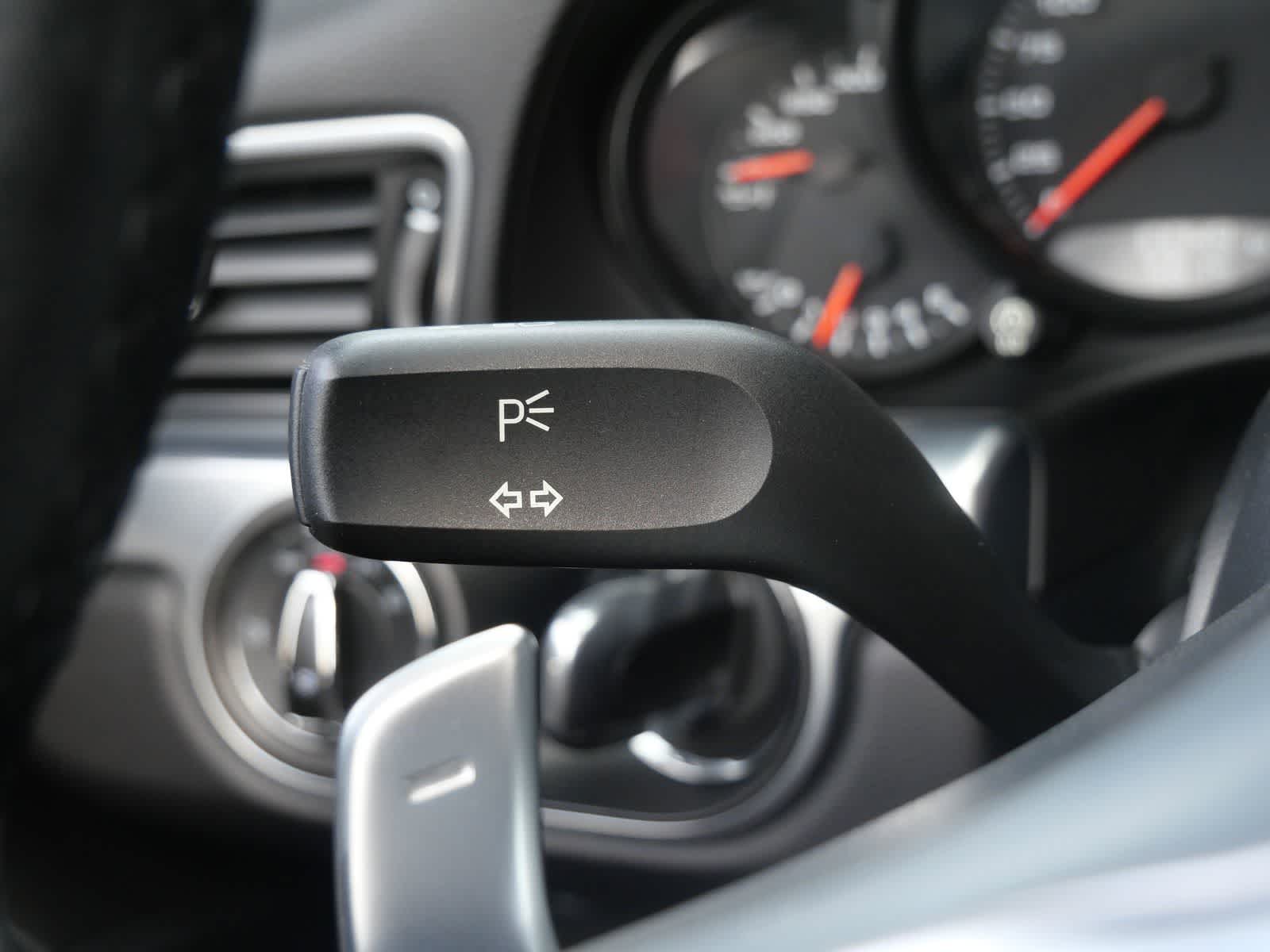 Thumbnail: 2014 Porsche 911 - 22