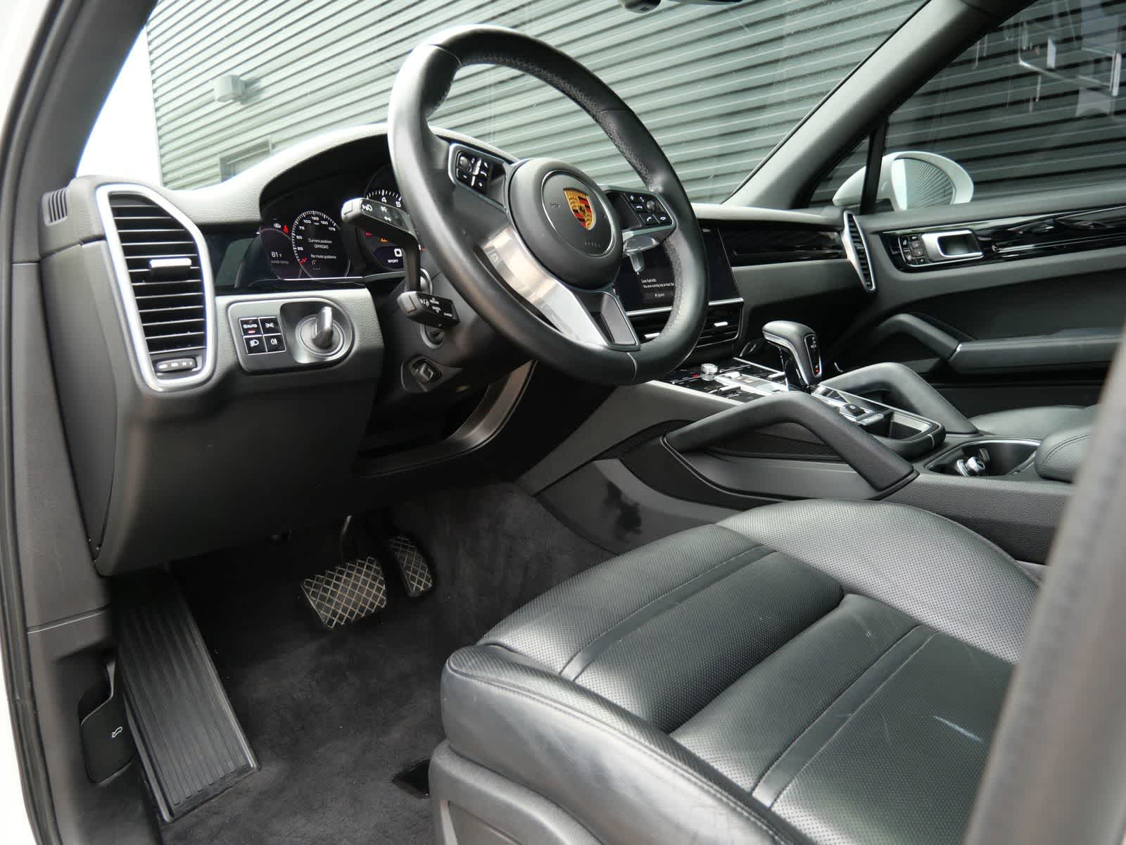 Thumbnail: 2021 Porsche Cayenne - 4