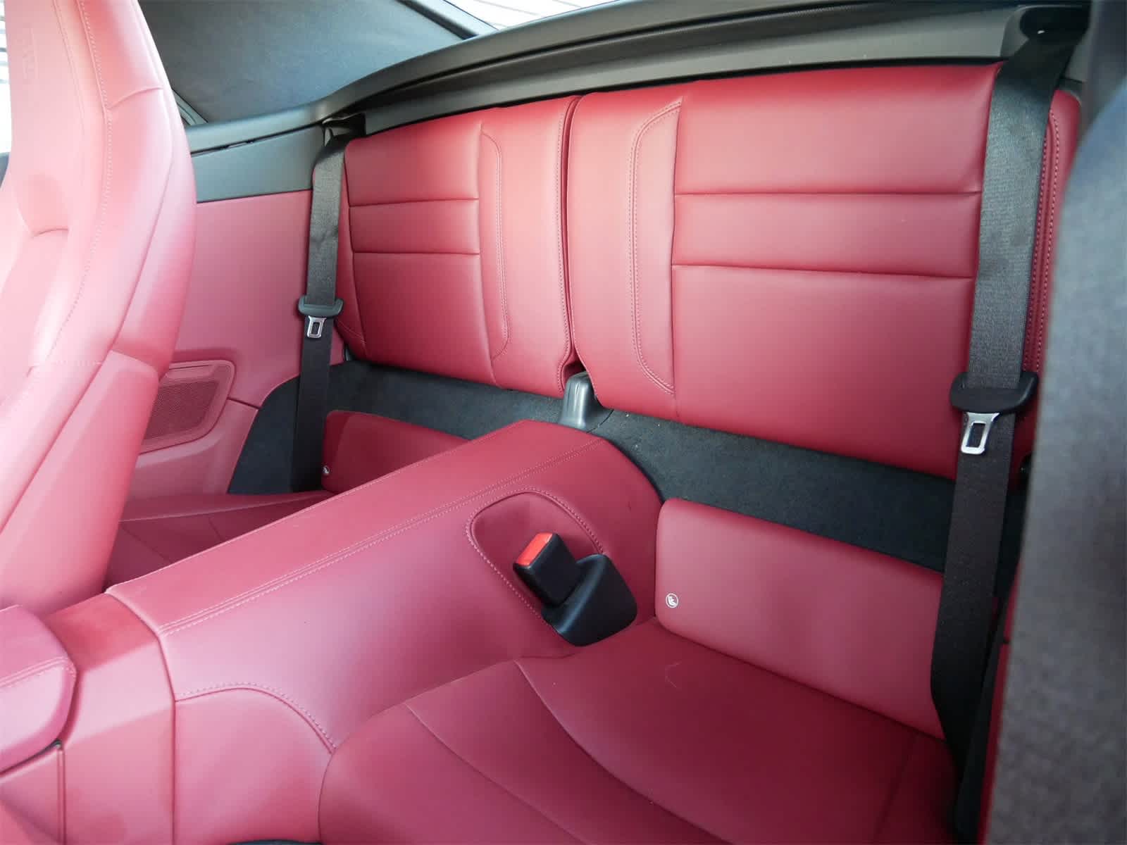 Thumbnail: 2023 Porsche 911 - 10