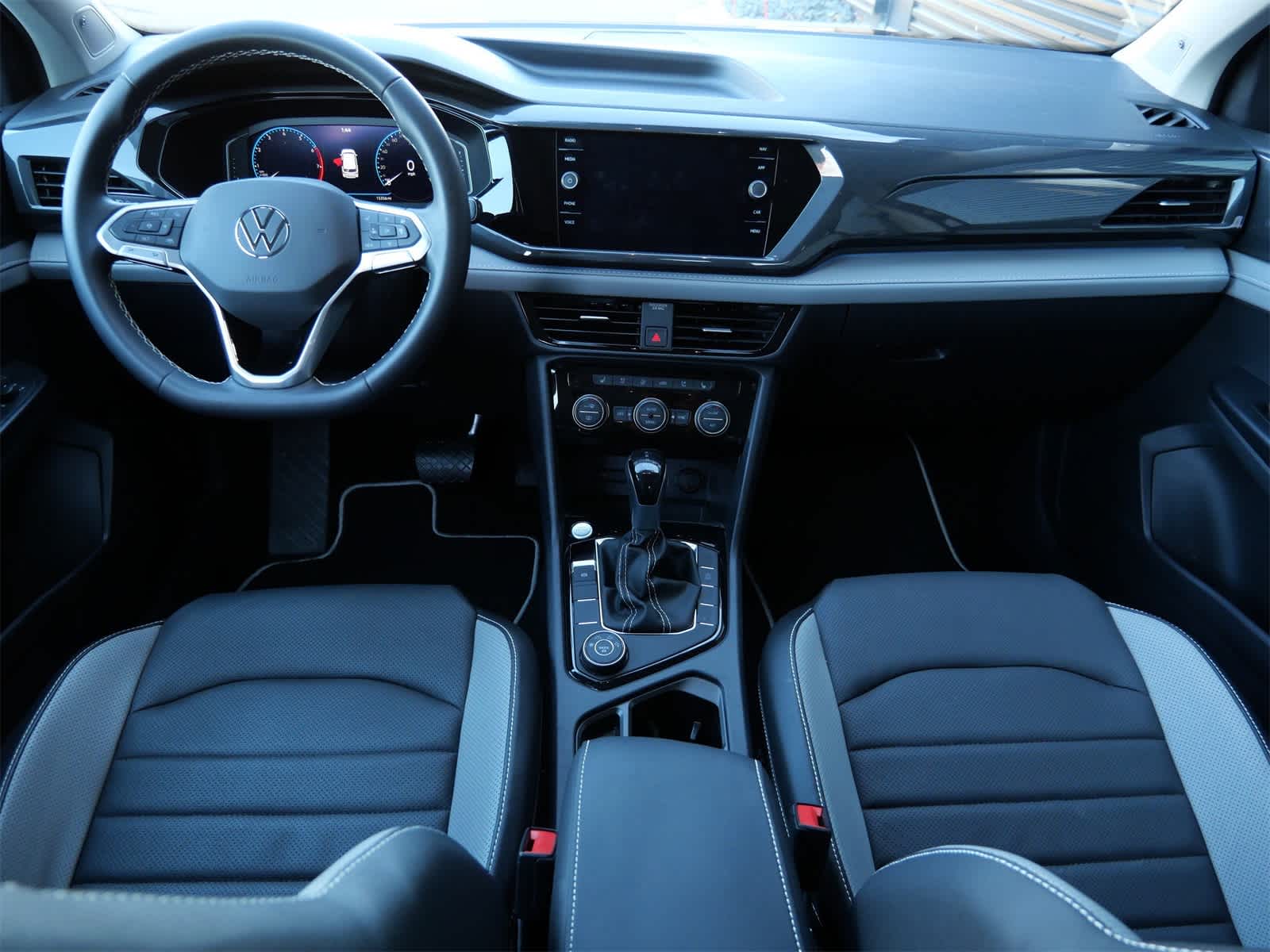 Thumbnail: 2023 Volkswagen Taos - 8