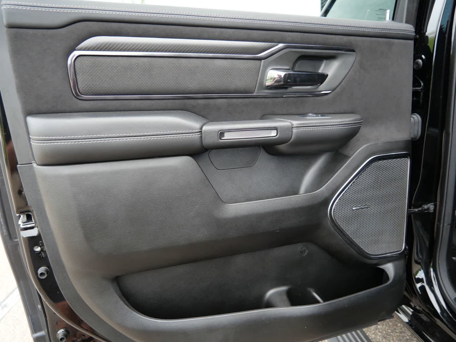 Thumbnail: 2023 RAM 1500 - 10