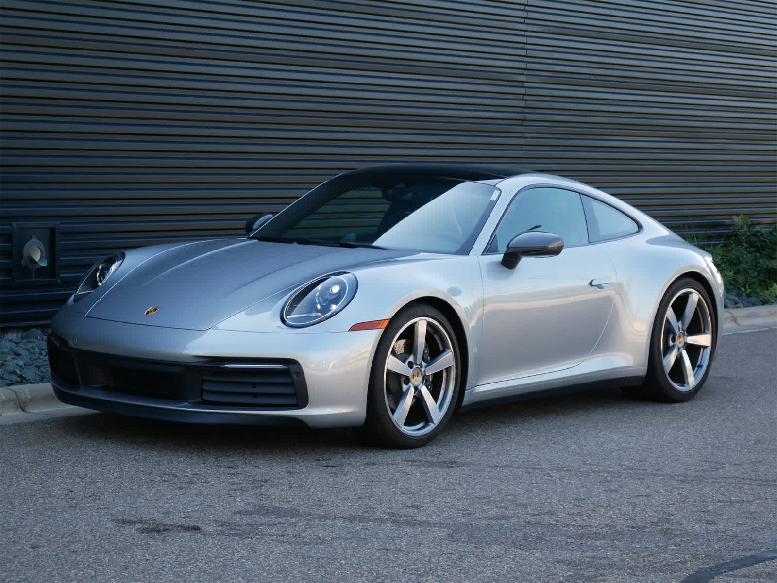Thumbnail: 2023 Porsche 911 - 1