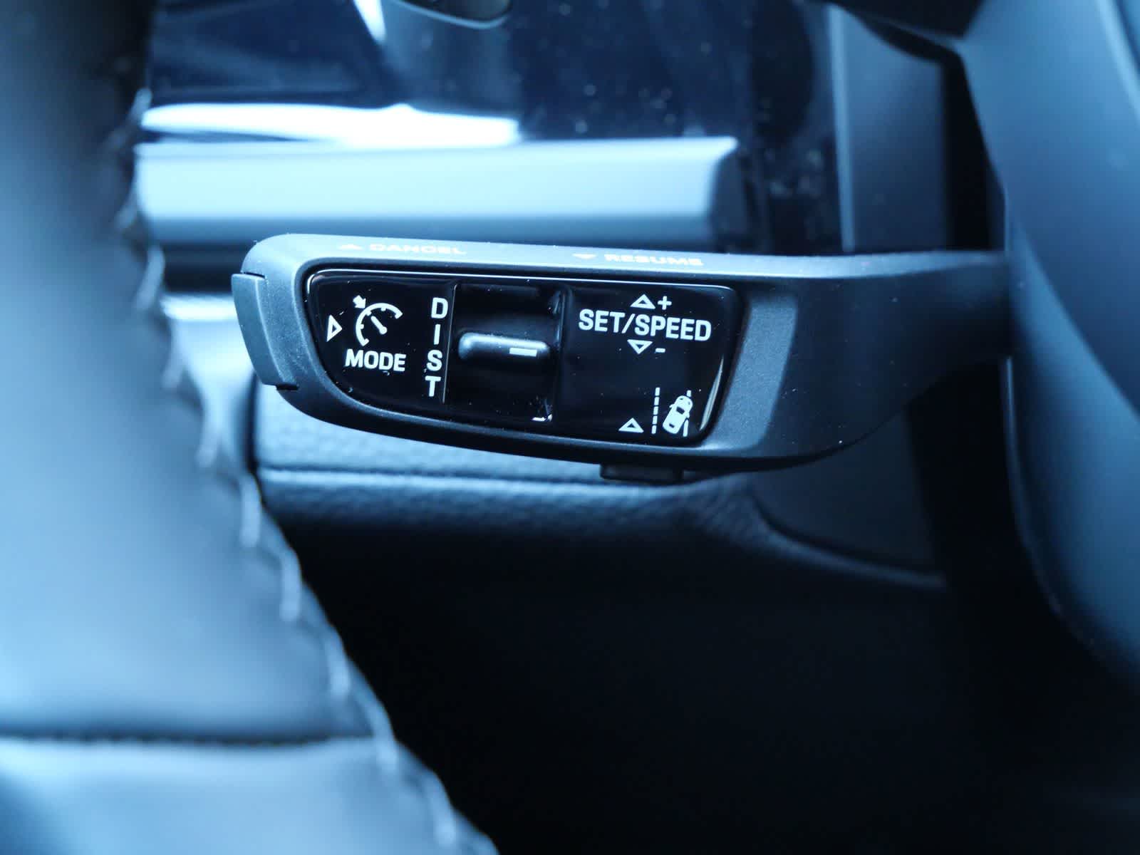 Thumbnail: 2026 Porsche Panamera - 18