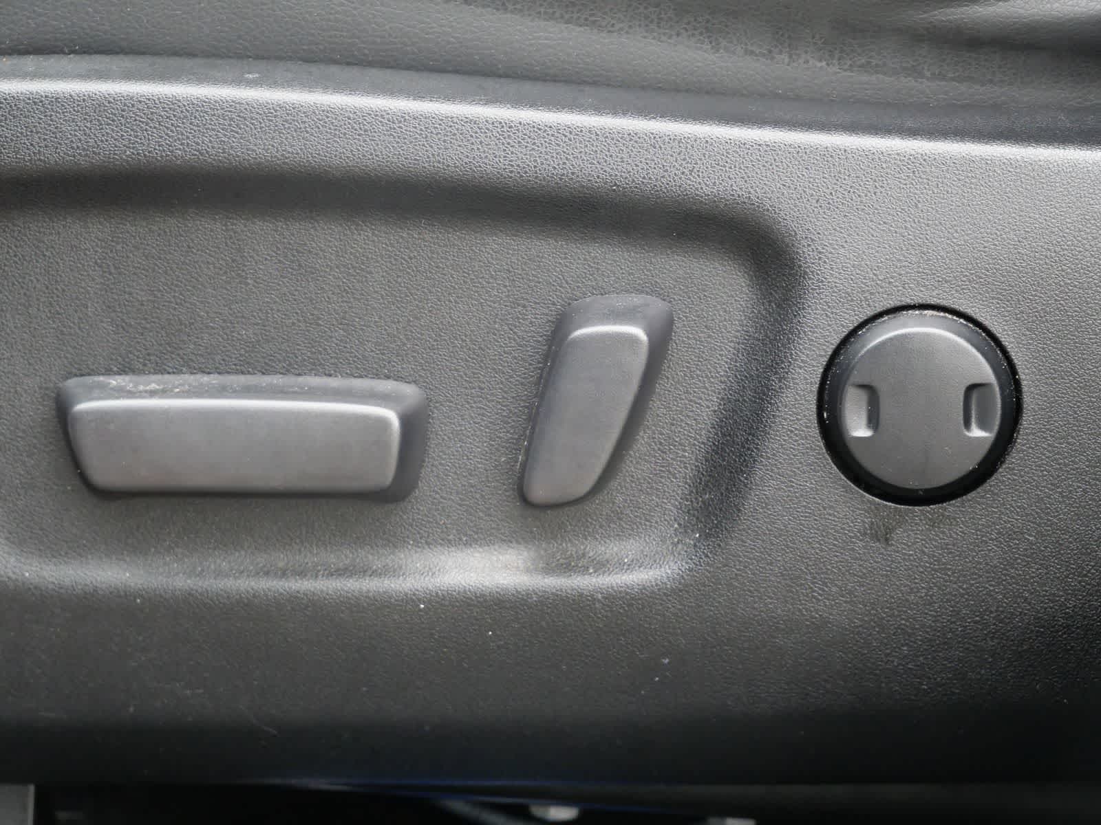 Thumbnail: 2018 Toyota Highlander - 10