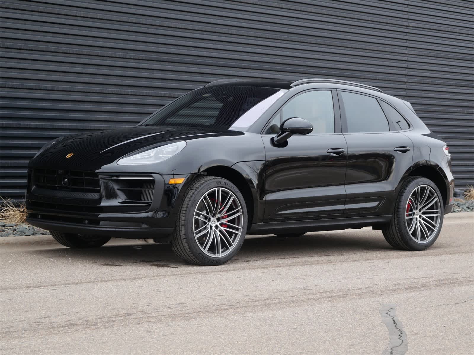 Thumbnail: 2026 Porsche Macan - 1