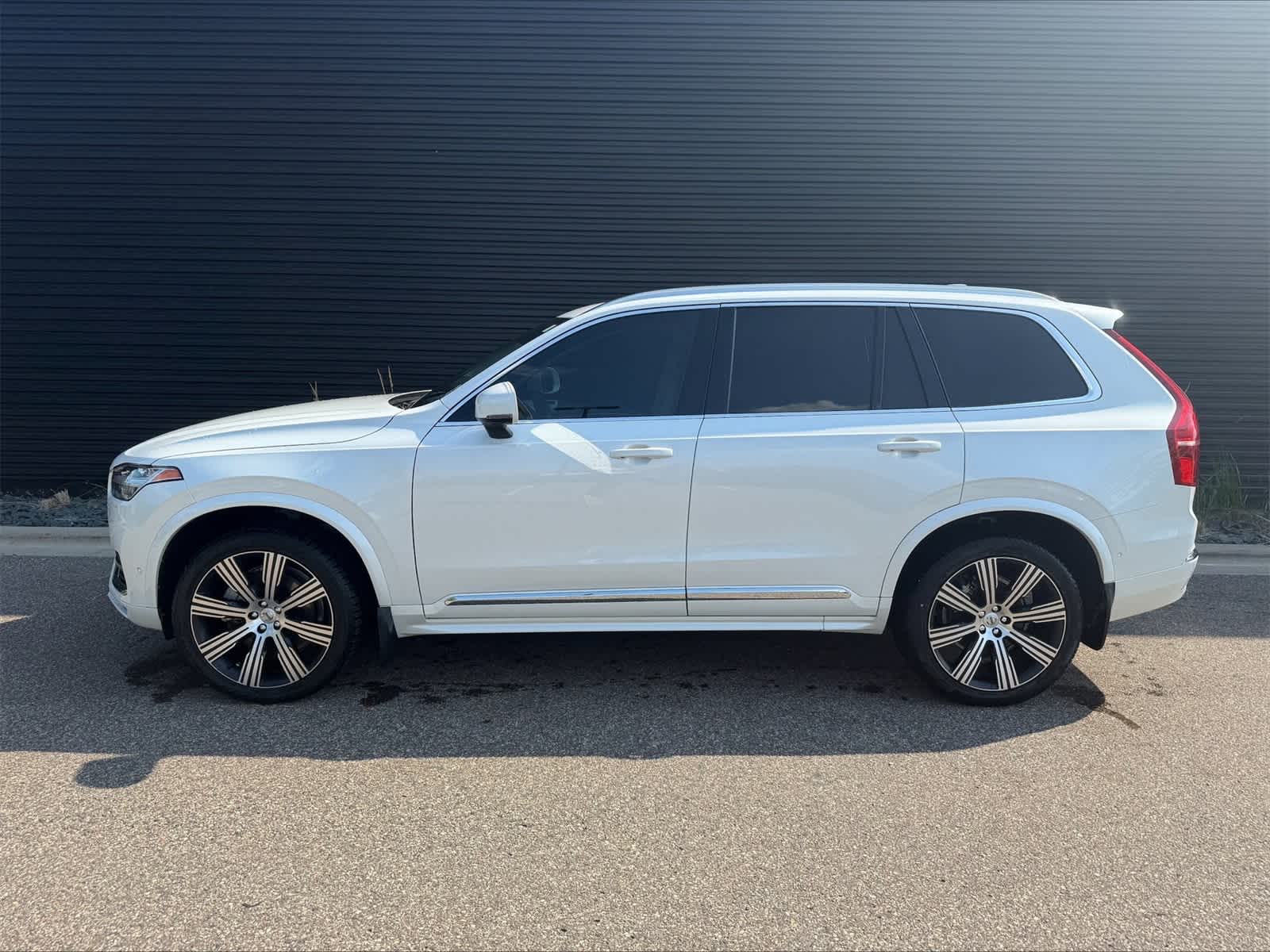 Thumbnail: 2023 Volvo XC90 - 2