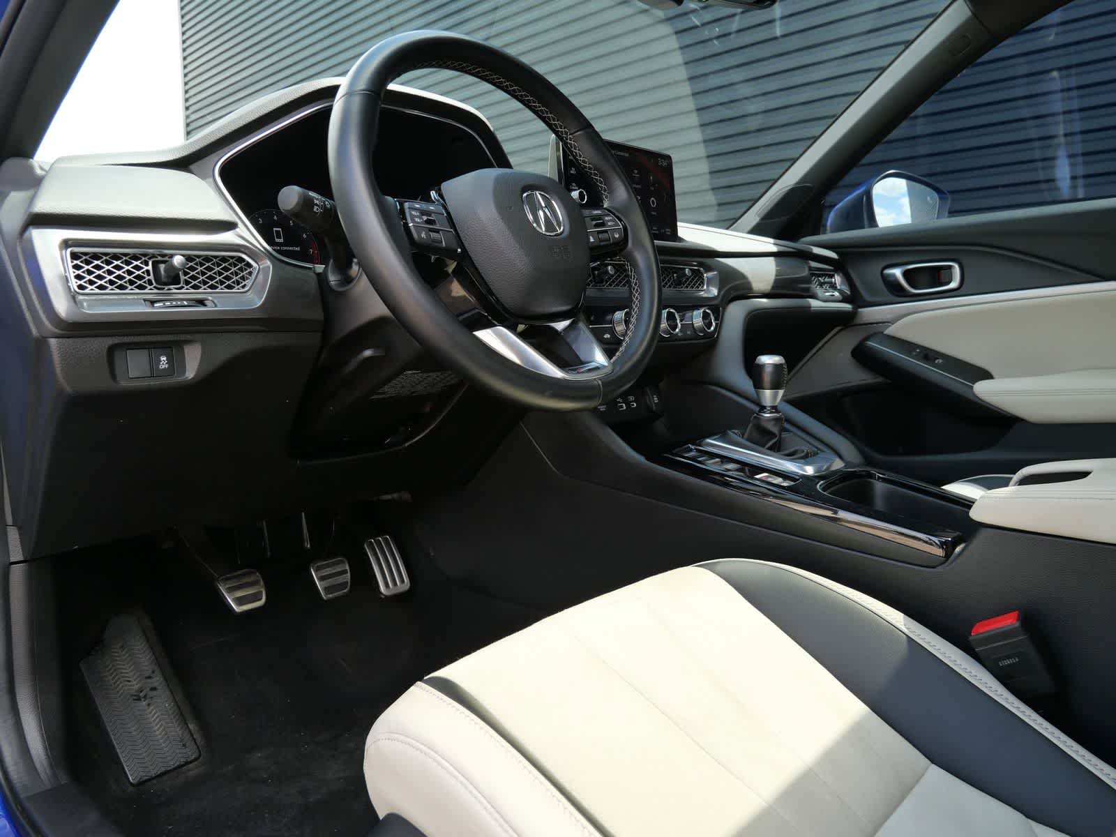 Thumbnail: 2023 Acura Integra - 4
