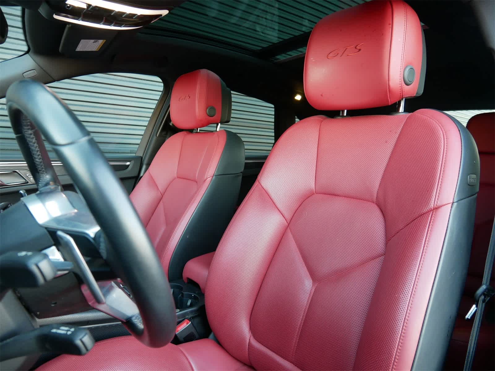 Thumbnail: 2018 Porsche Macan - 5