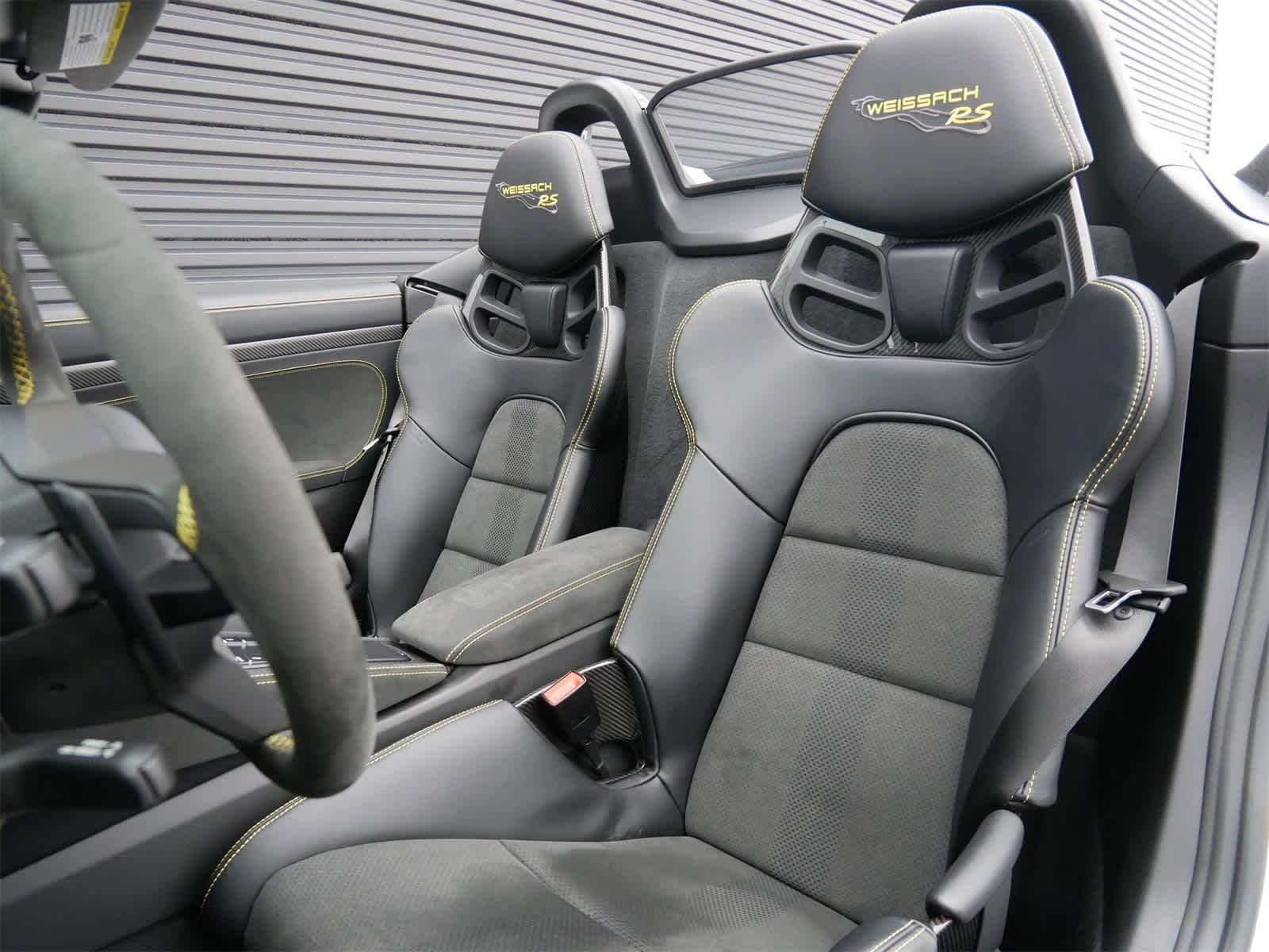 Thumbnail: 2025 Porsche  - 5