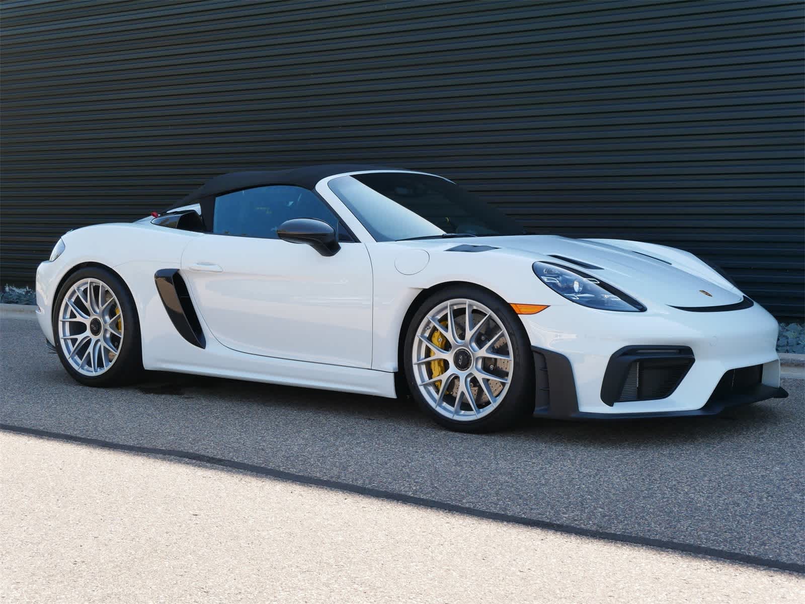 Thumbnail: 2025 Porsche  - 25