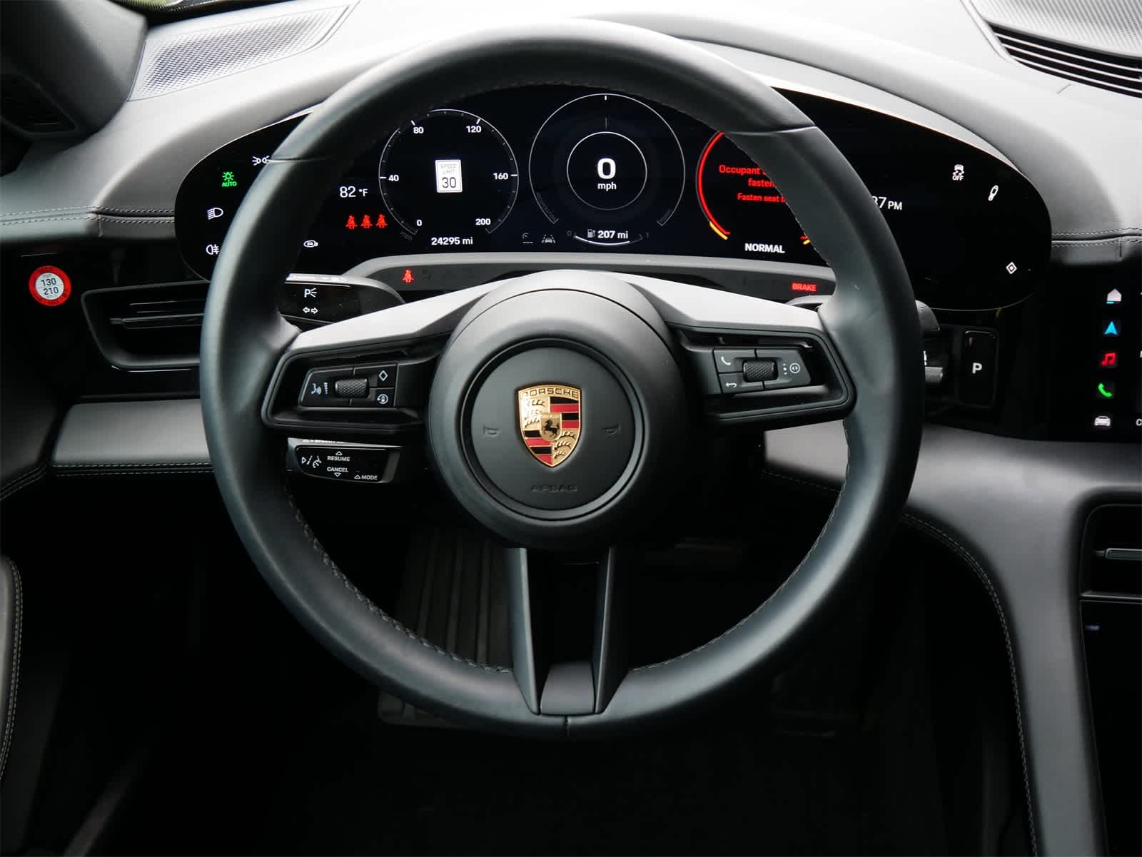 Thumbnail: 2023 Porsche Taycan - 9