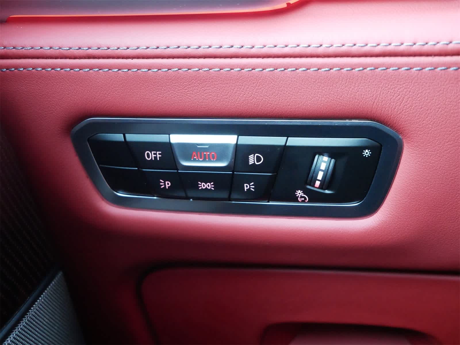 Thumbnail: 2022 BMW X6 - 11