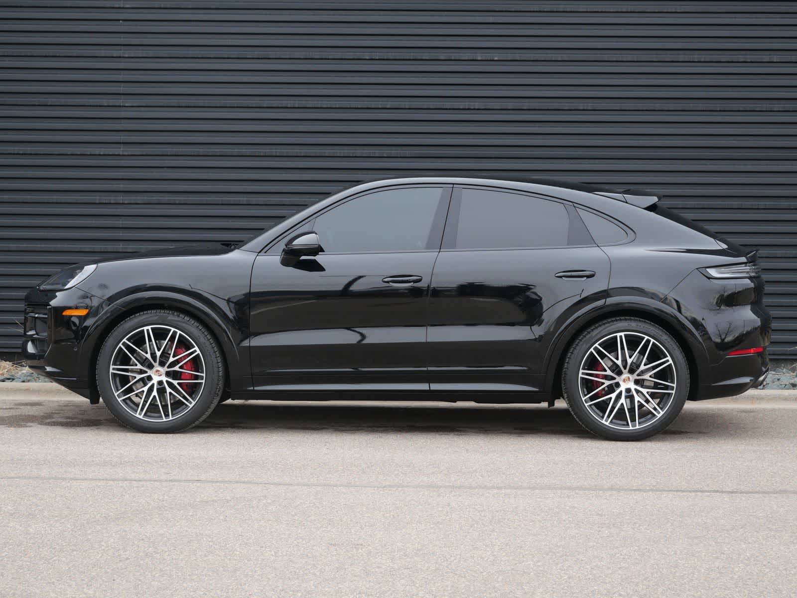 Thumbnail: 2026 Porsche Cayenne - 2