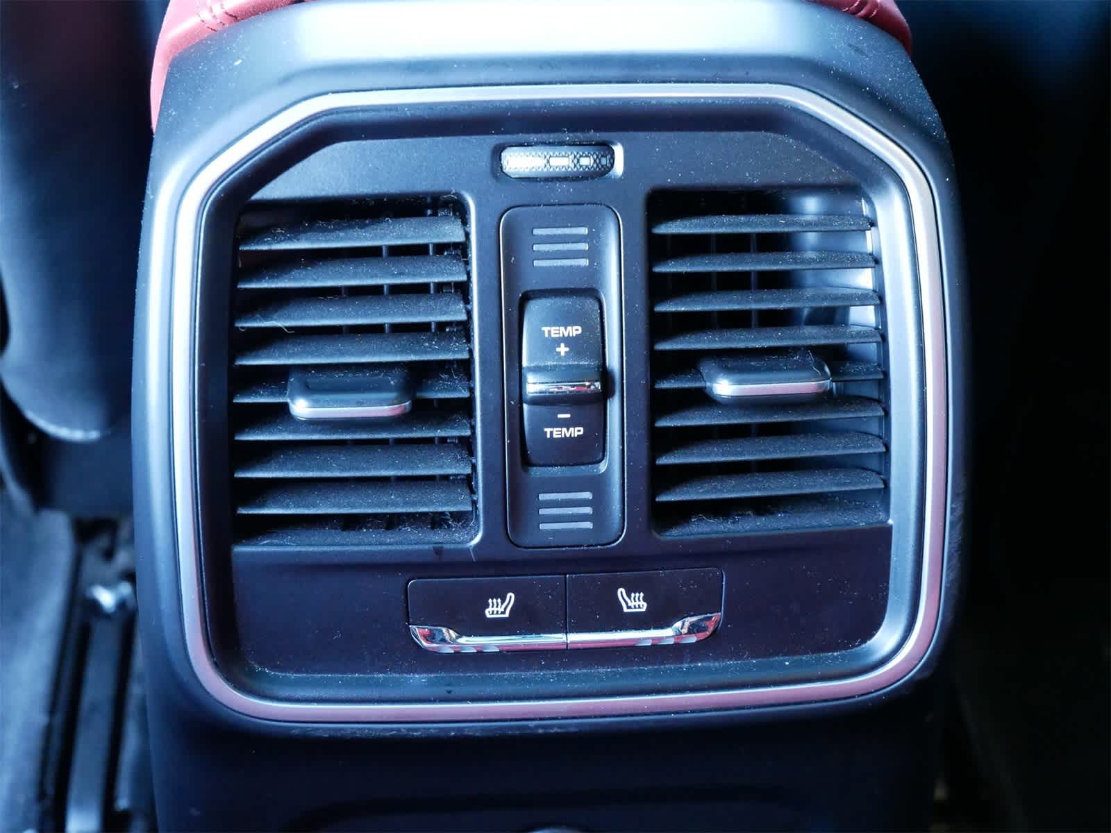 Thumbnail: 2018 Porsche Macan - 14