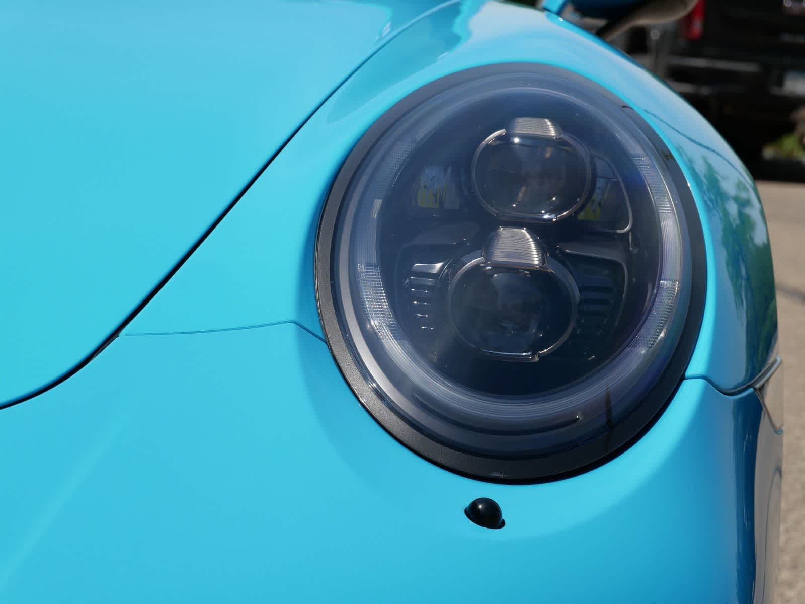 Thumbnail: 2018 Porsche 911 - 6