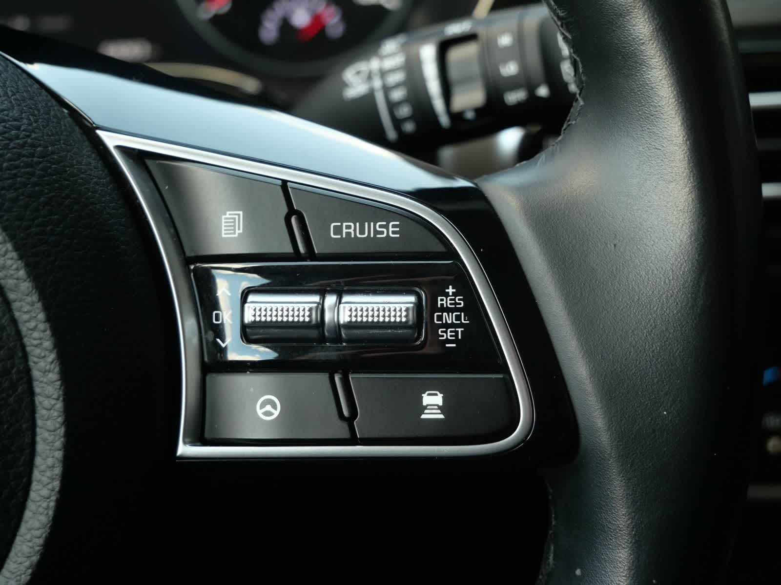 Thumbnail: 2021 Kia Seltos - 16