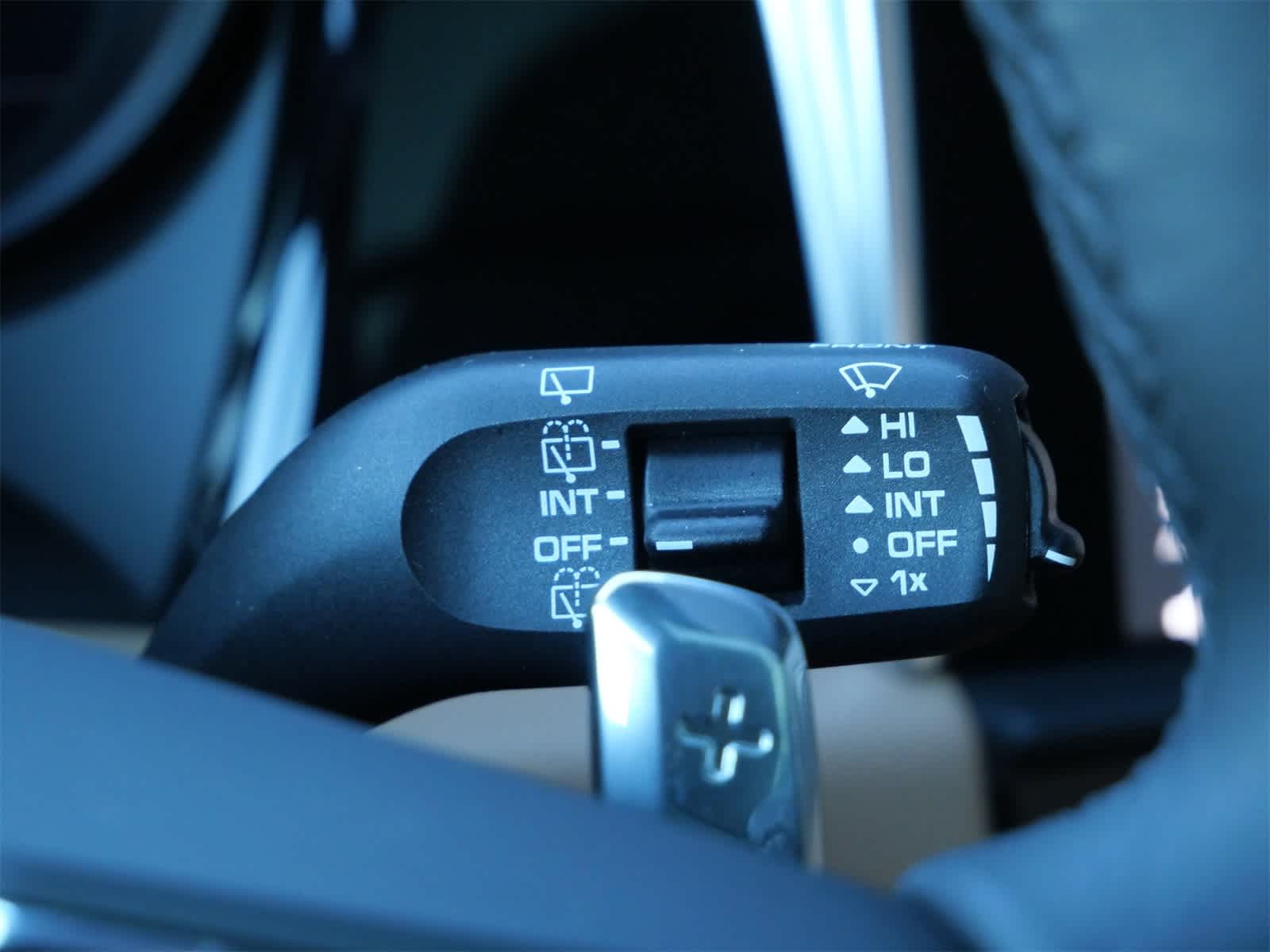 Thumbnail: 2025 Porsche Macan - 23