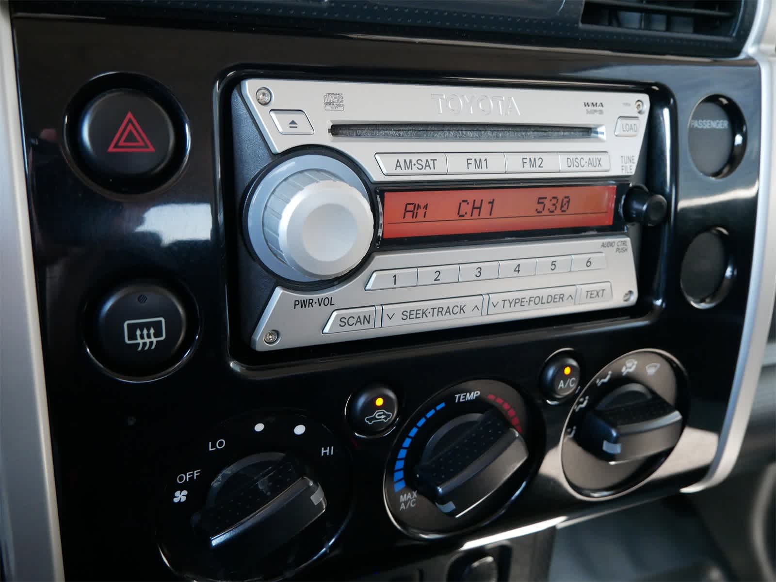 Thumbnail: 2007 Toyota FJ Cruiser - 14