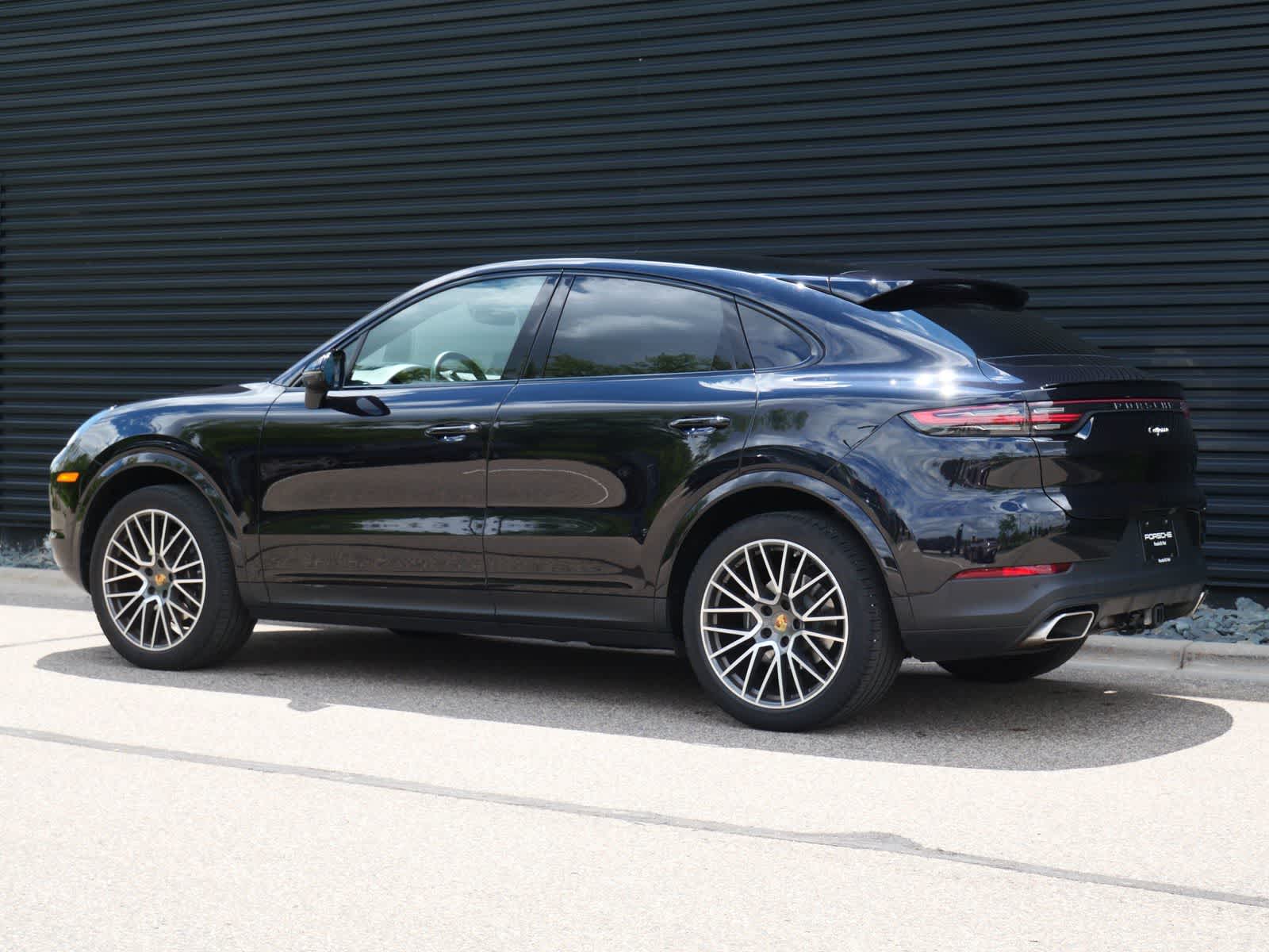 Thumbnail: 2020 Porsche Cayenne - 2