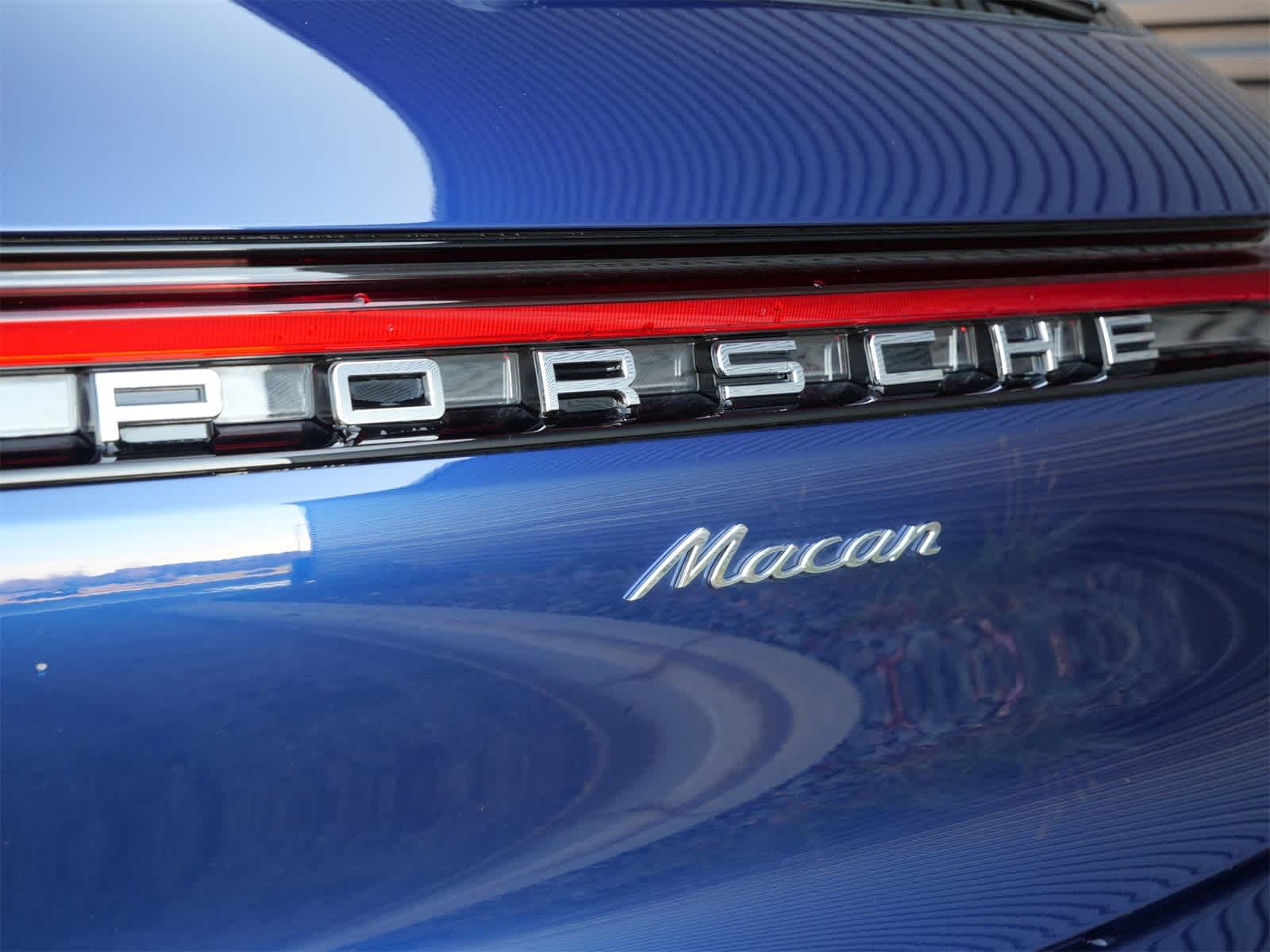 Thumbnail: 2025 Porsche Macan - 24