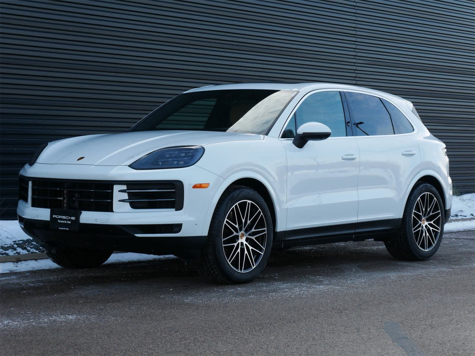 Thumbnail: 2025 Porsche Cayenne - 1
