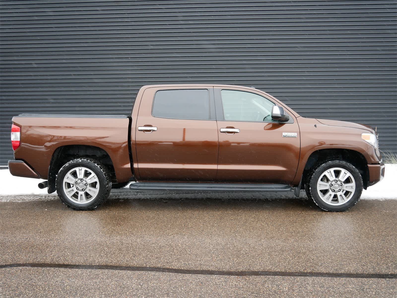 Thumbnail: 2017 Toyota Tundra - 25