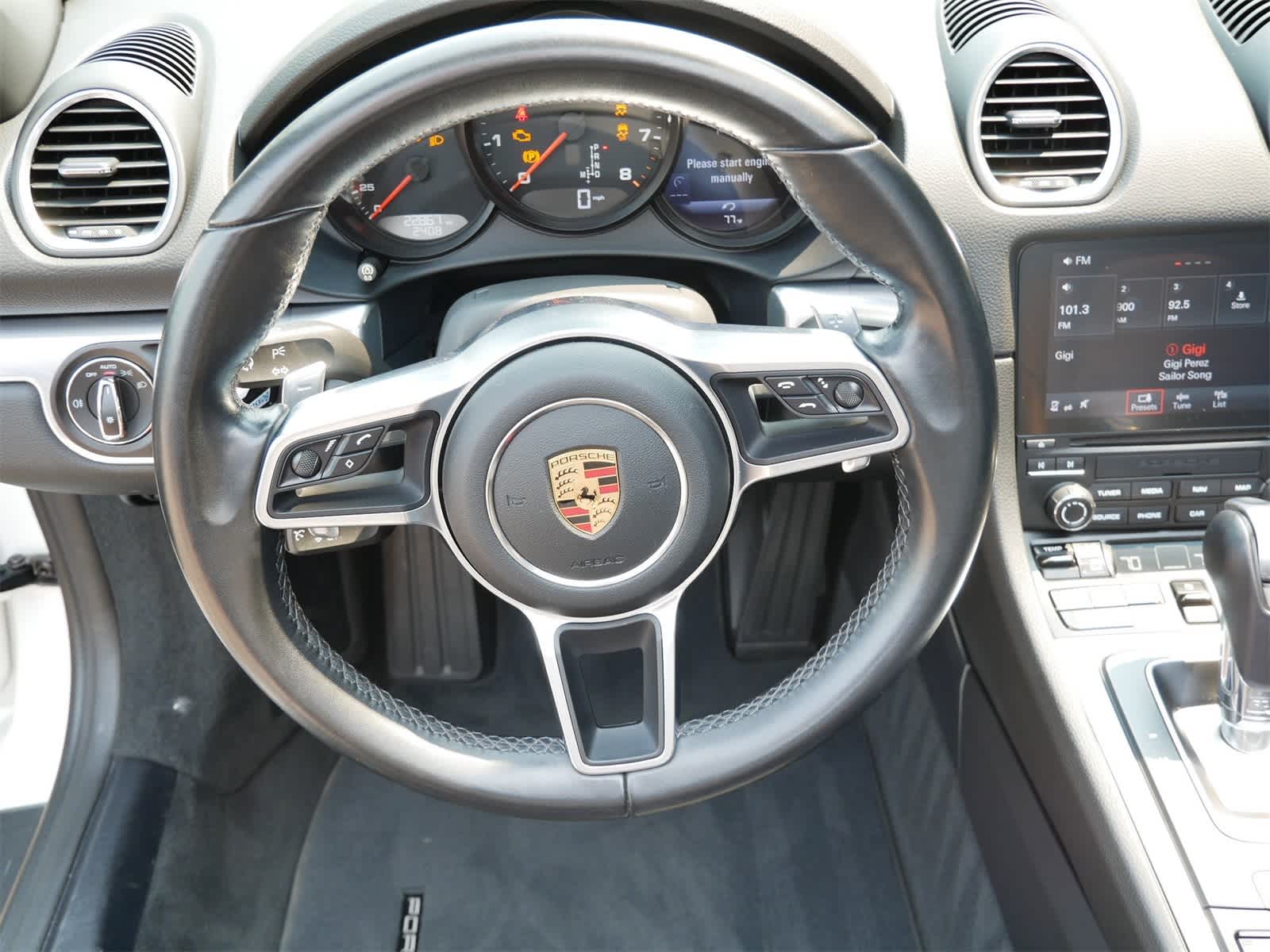 Thumbnail: 2018 Porsche 718 Boxster - 9