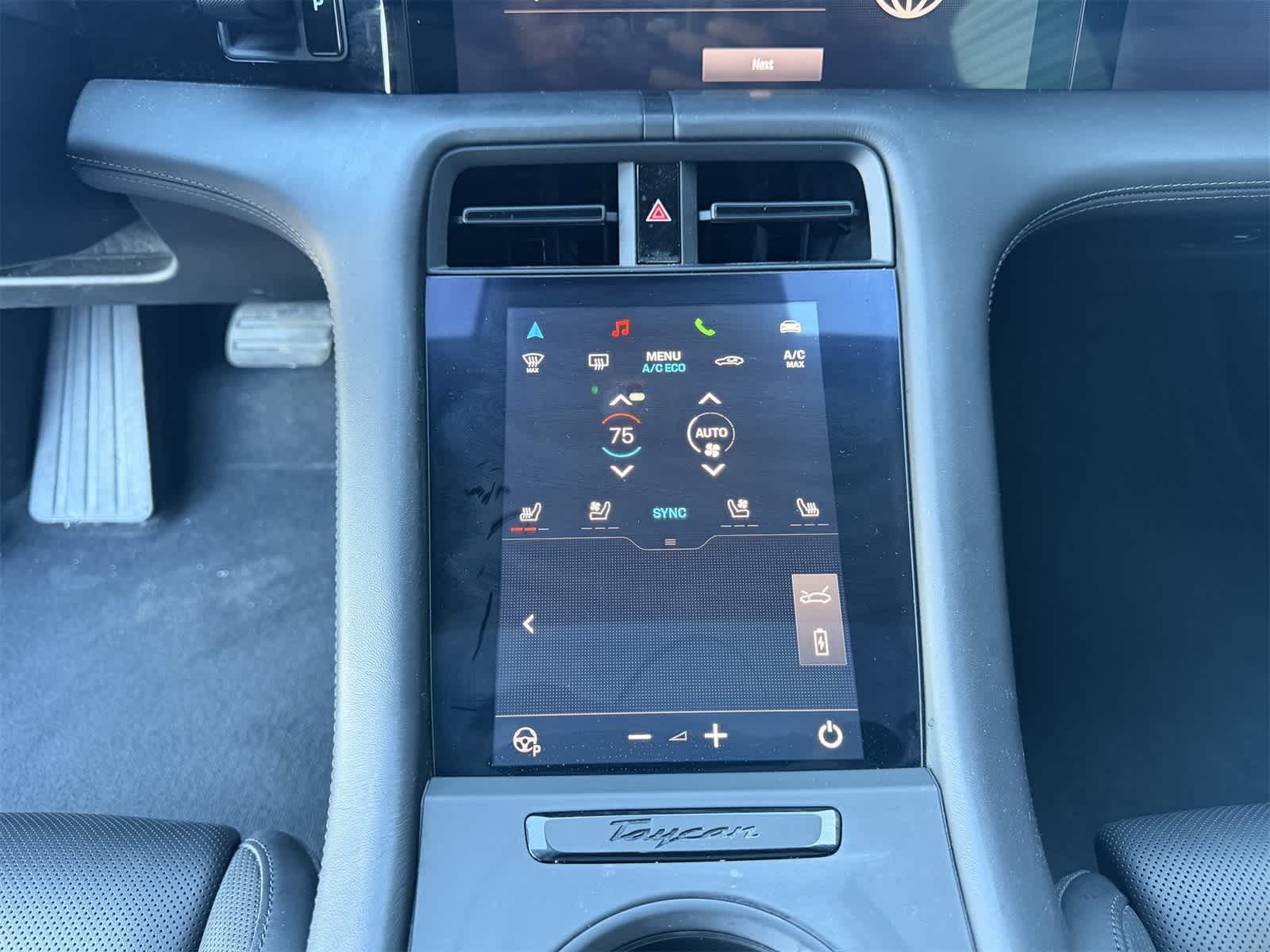 Thumbnail: 2021 Porsche Taycan - 7