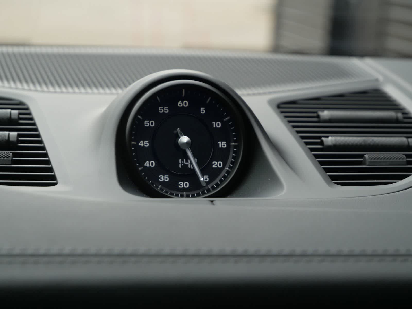 Thumbnail: 2026 Porsche Cayenne - 24