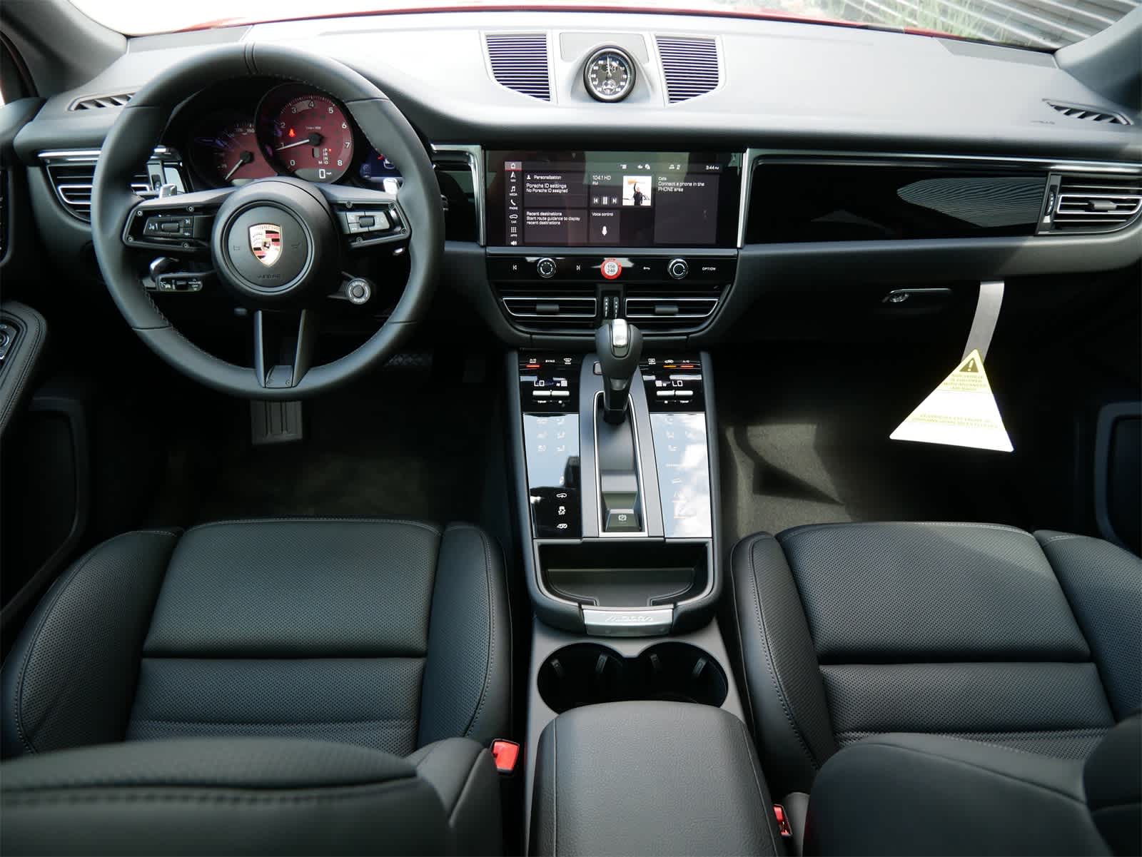 Thumbnail: 2025 Porsche Macan - 8
