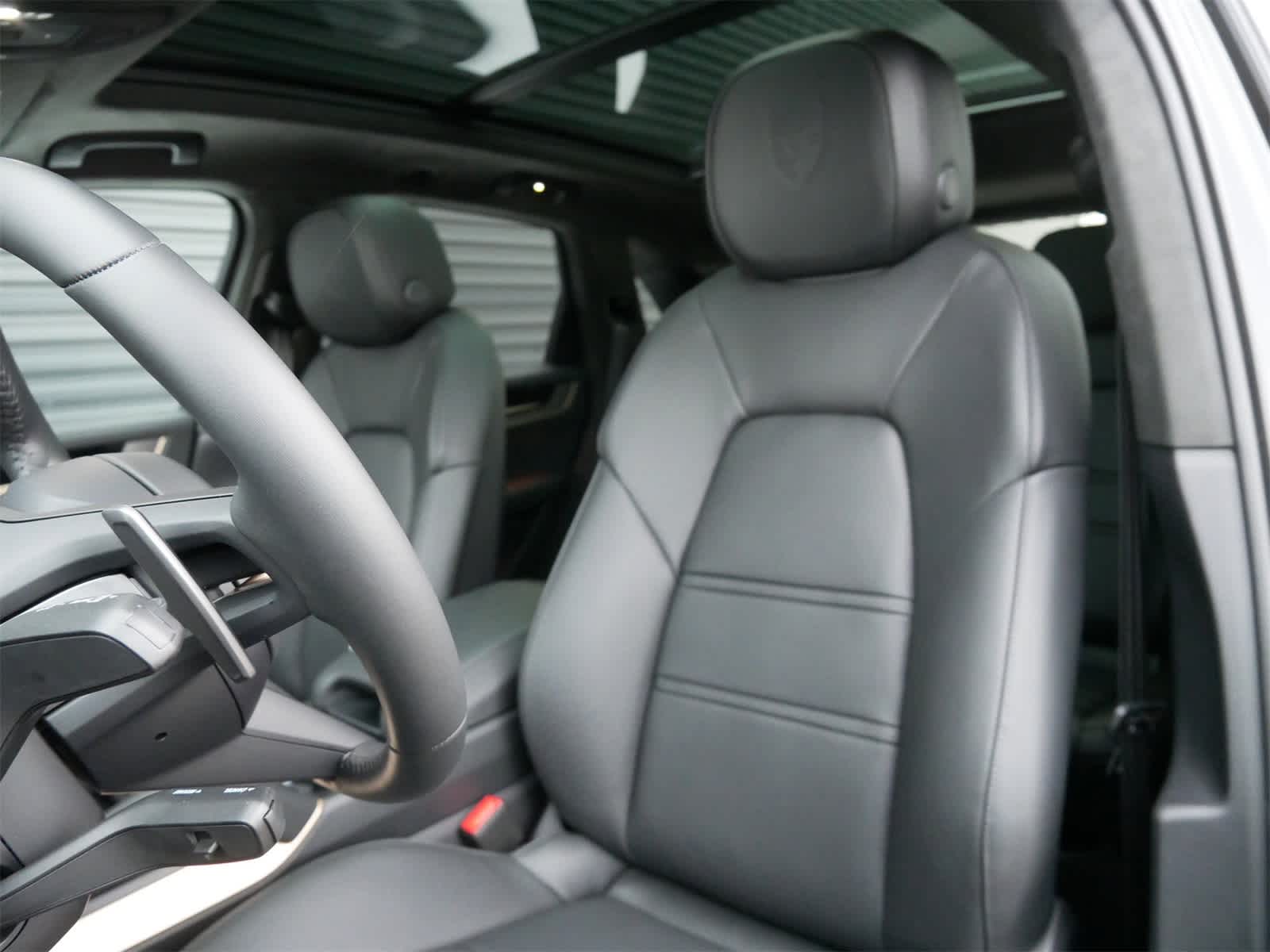 Thumbnail: 2026 Porsche Cayenne - 5