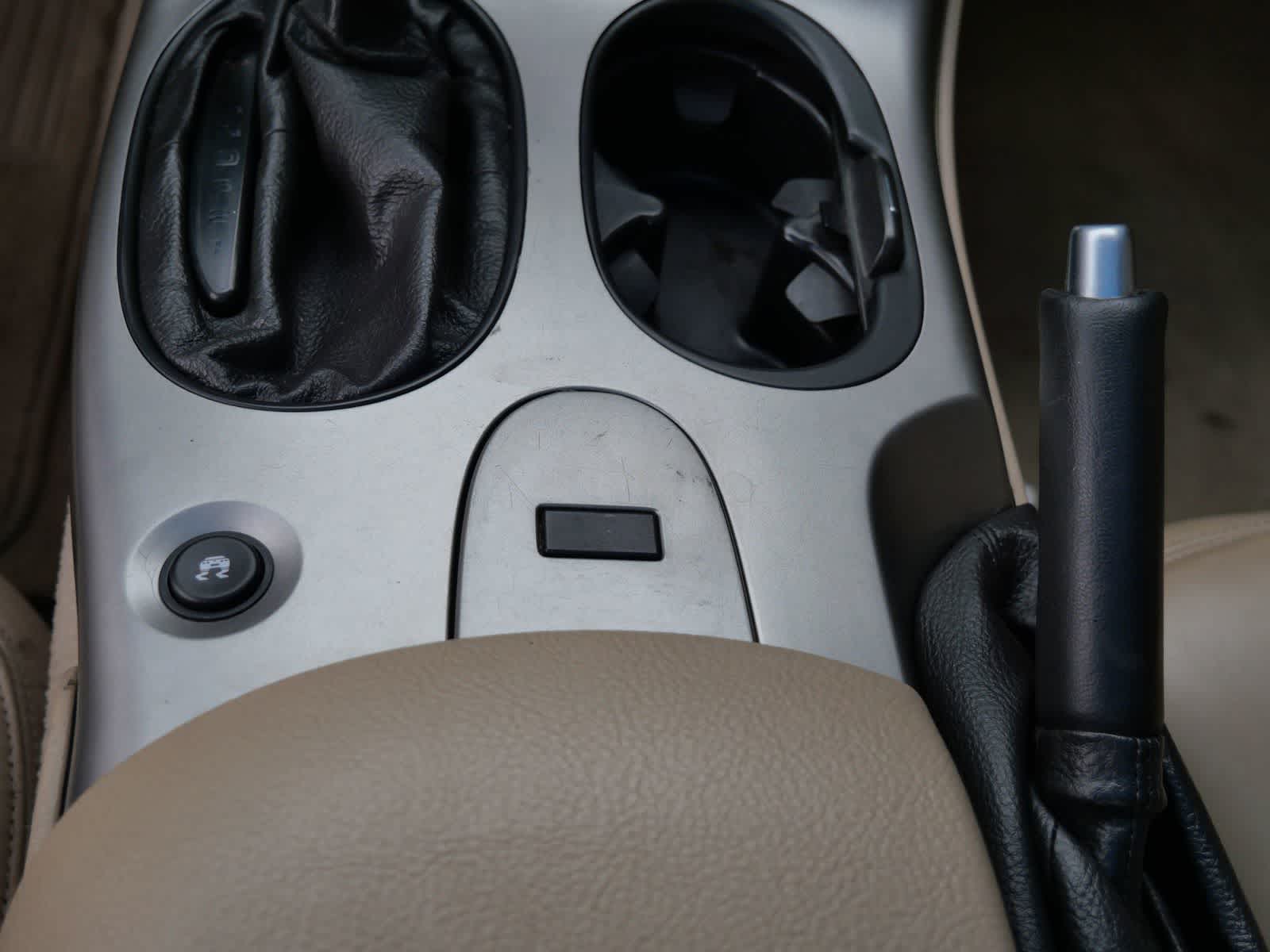 Thumbnail: 2005 Chevrolet Corvette - 12