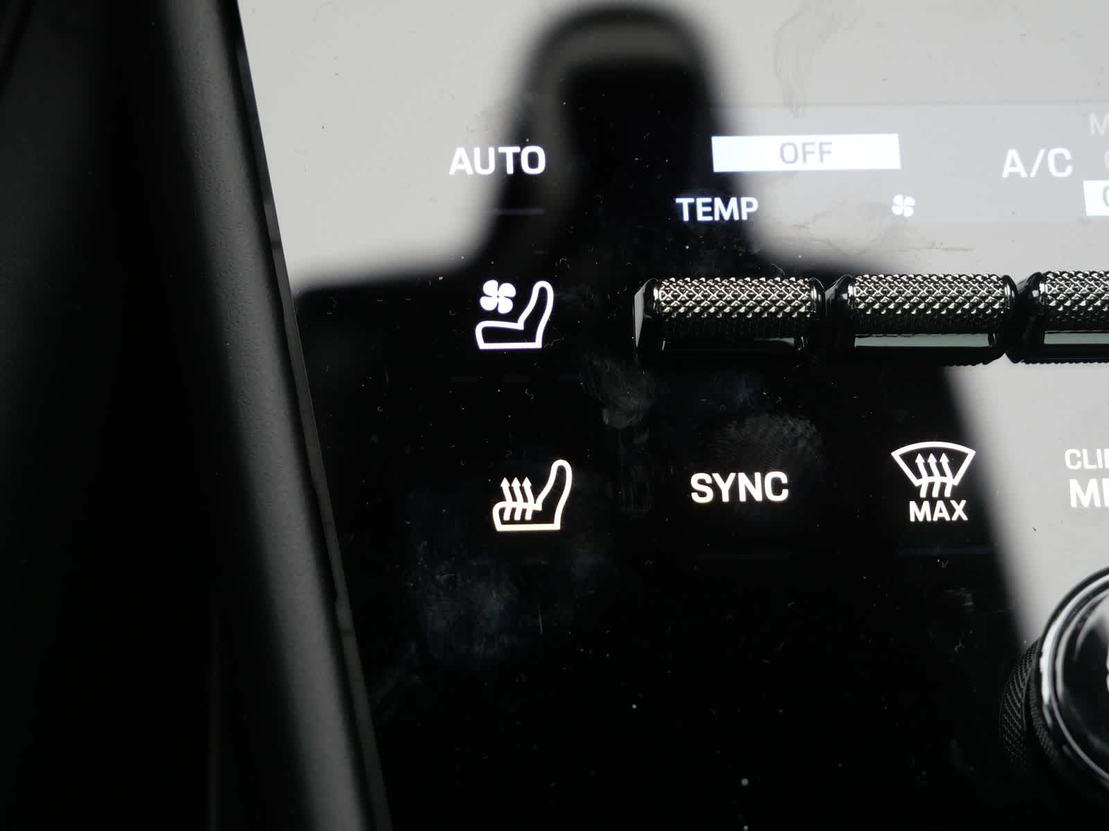 Thumbnail: 2026 Porsche Cayenne - 25