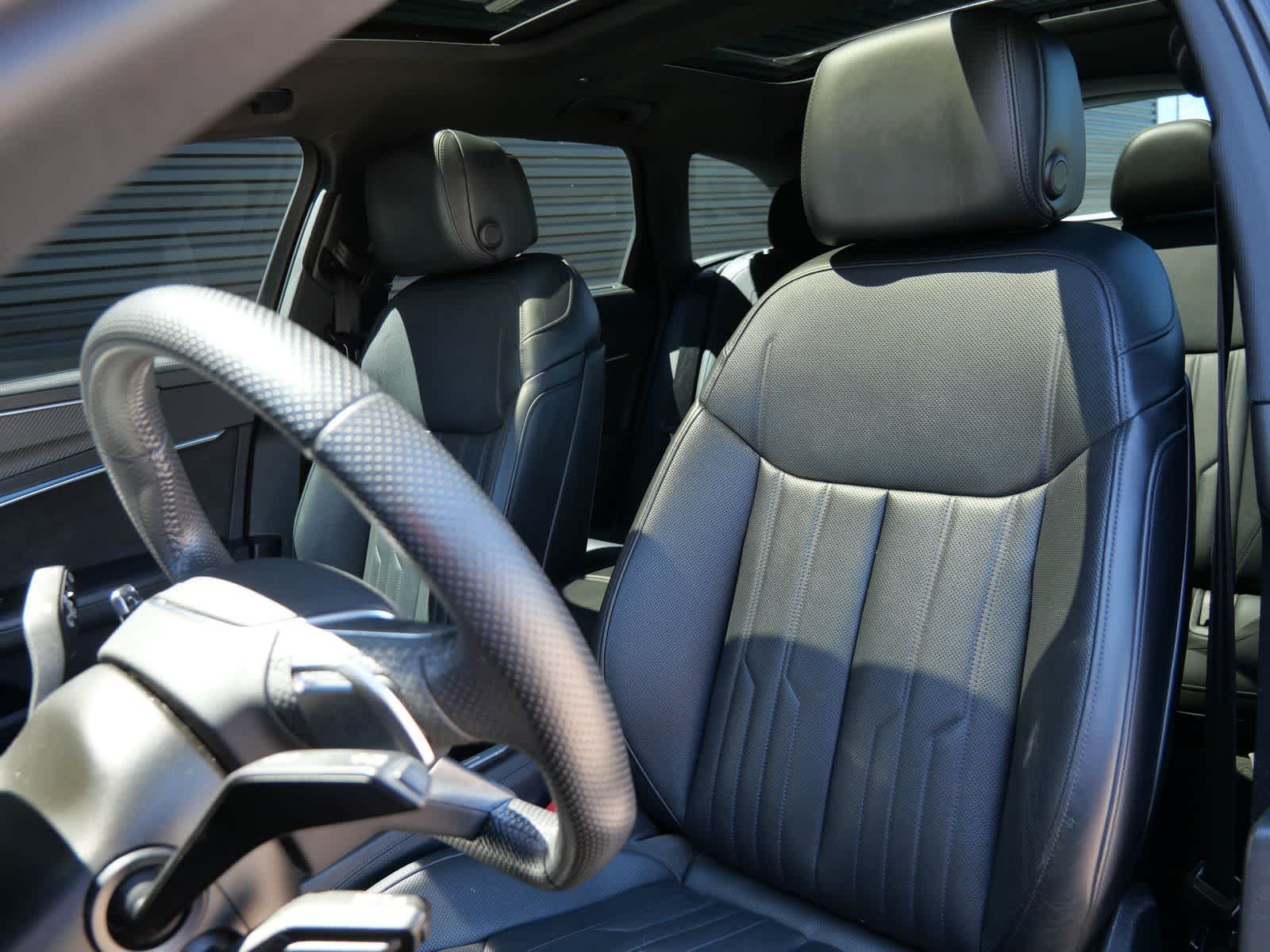 Thumbnail: 2021 Audi RS 6 - 4